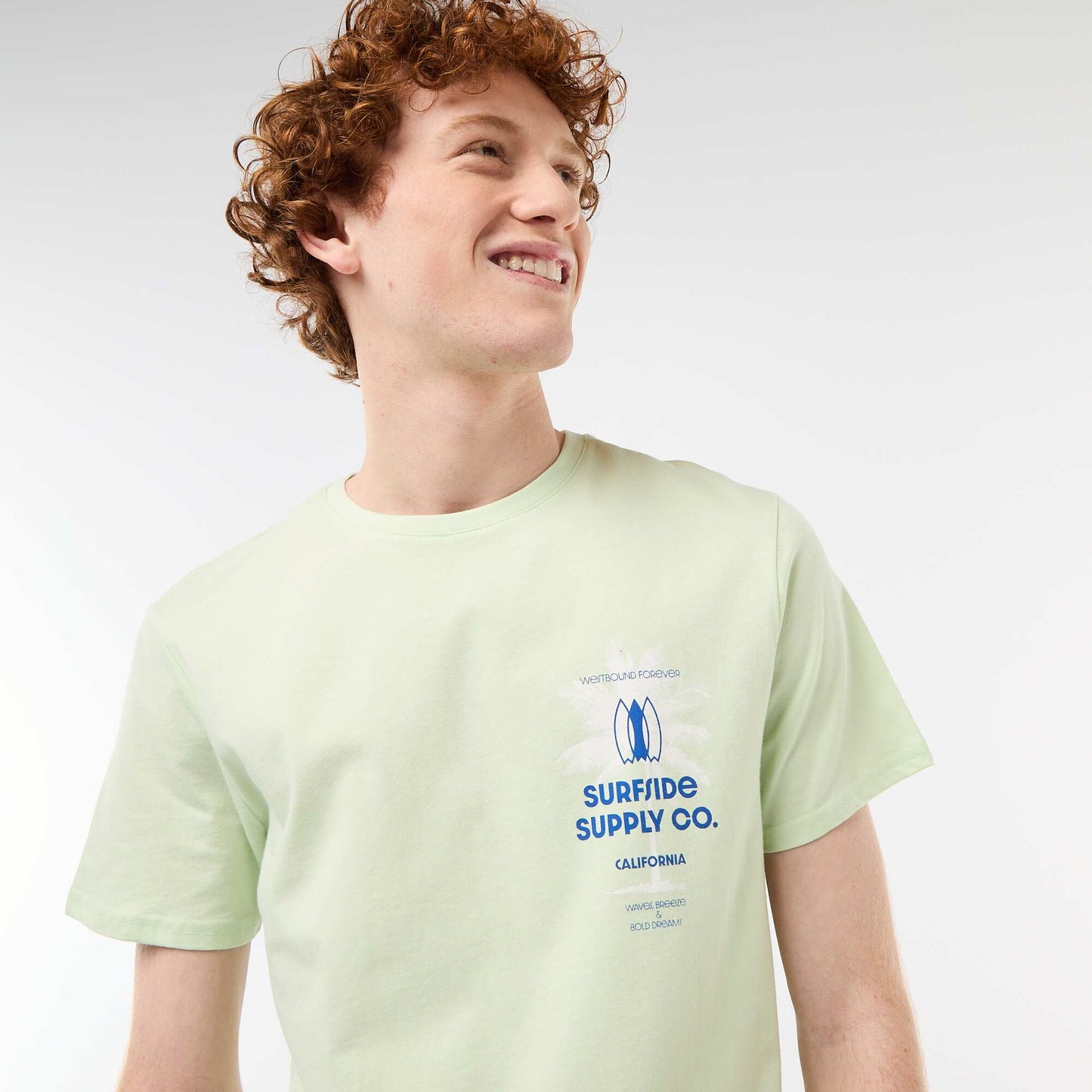 პრინტიანი ბამბის ჯვარედინი ყელიანი მაისური მწვანე