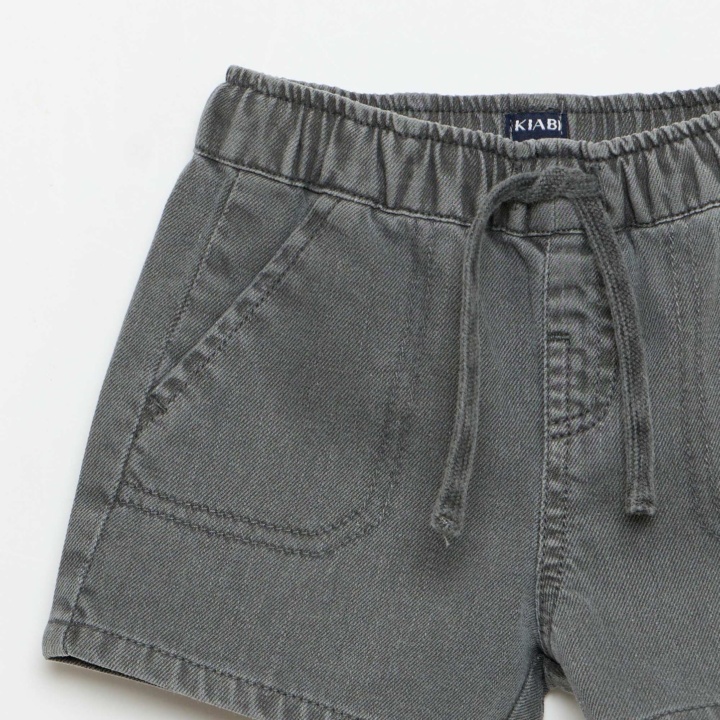 სადა ჯინსის შორტი ნაცრისფერი