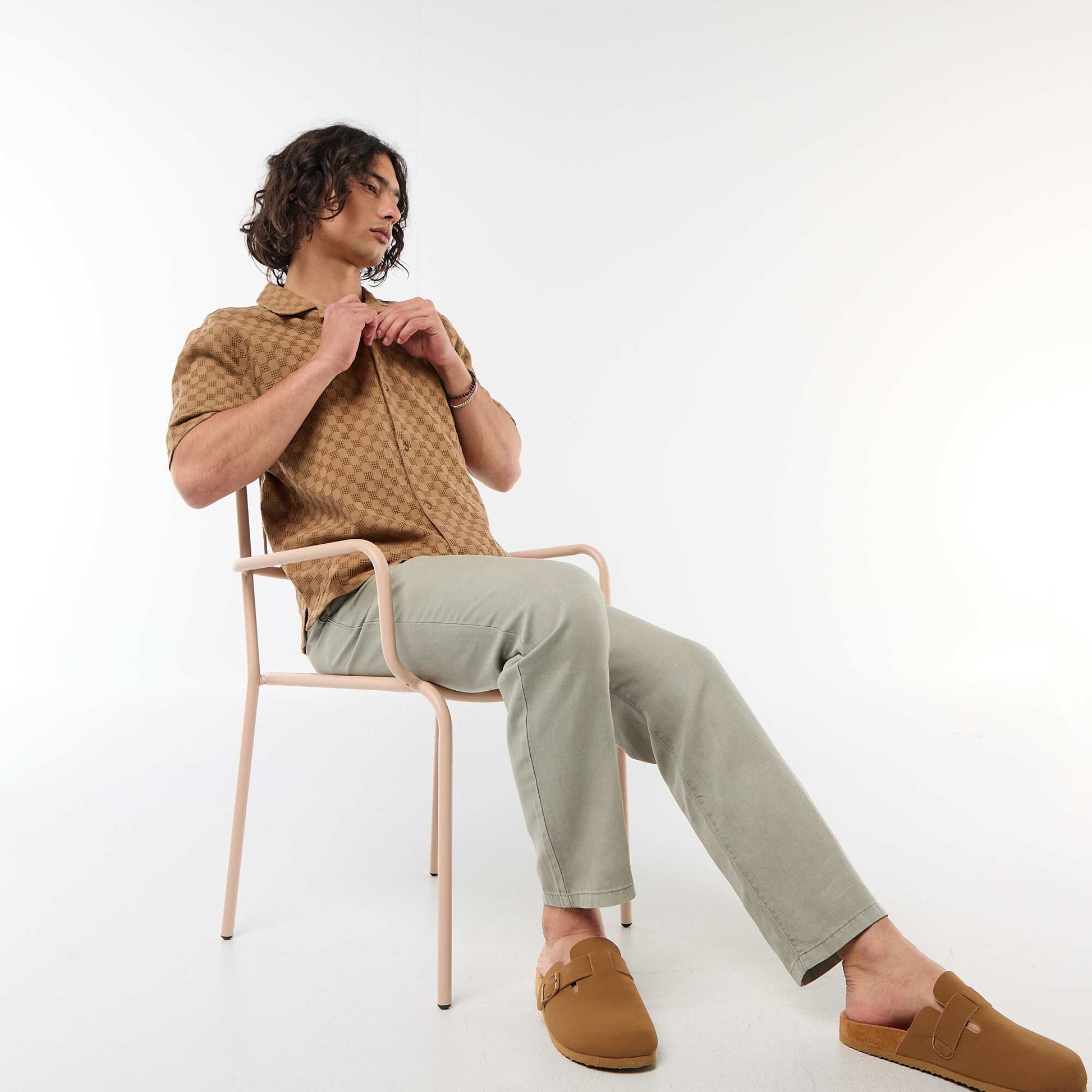 Short-Sleeved Patterned Knit Shirt BROWN