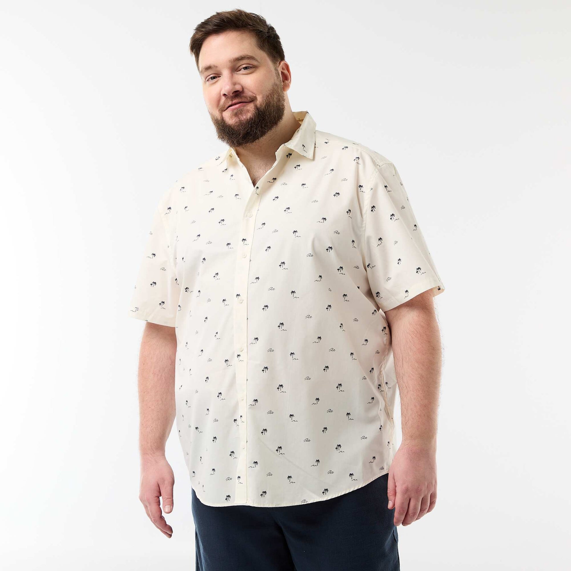 ორნამენტებიანი მოკლემკლავიანი პერანგი თეთრი