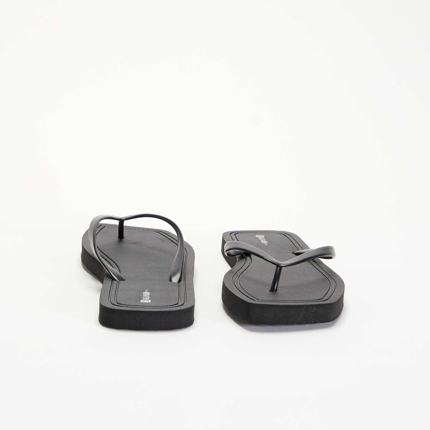 Plain flip-flops BLACK