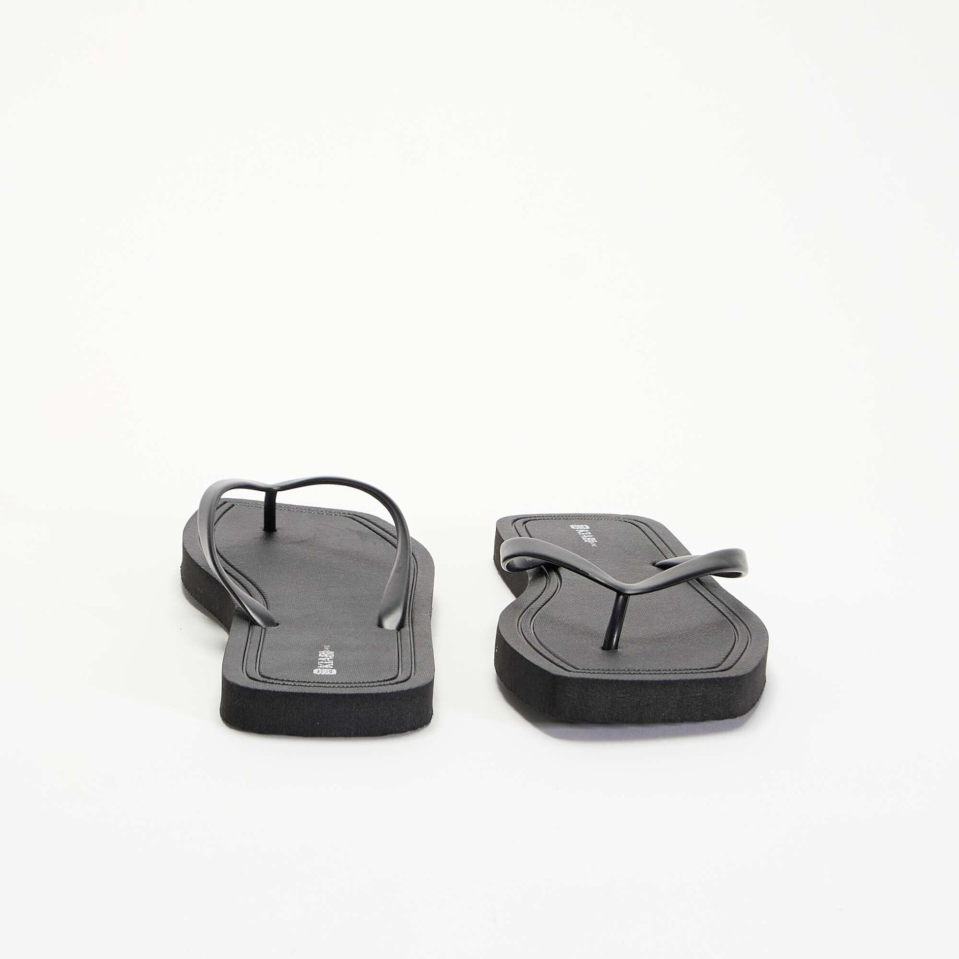 Plain flip-flops BLACK