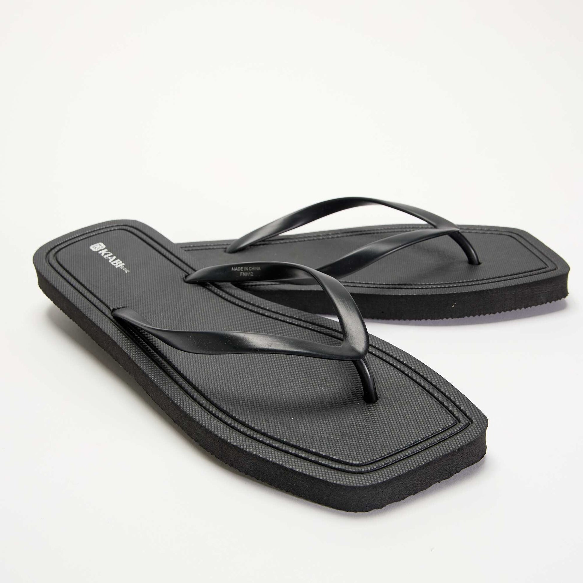 Plain flip-flops BLACK
