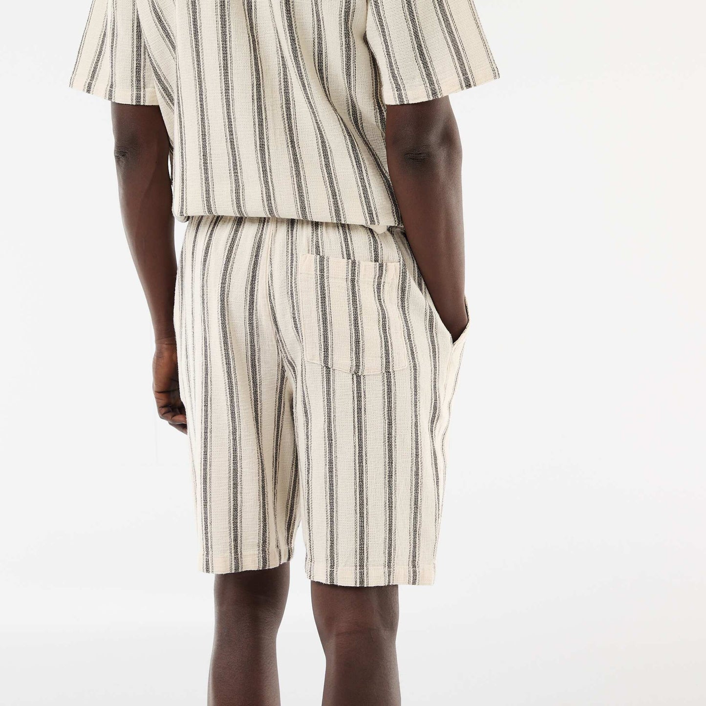 Lightweight striped Bermuda shorts BEIGE