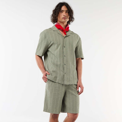 Crêpe-effect Bermuda Shorts GREEN