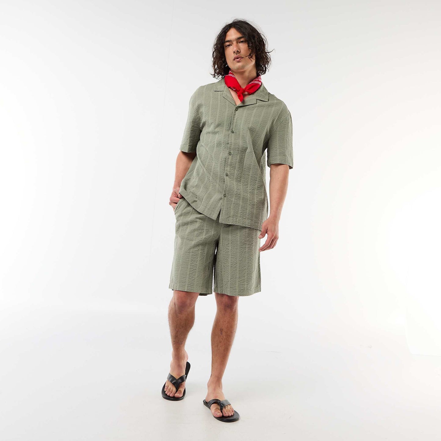 Crêpe-effect Bermuda Shorts GREEN