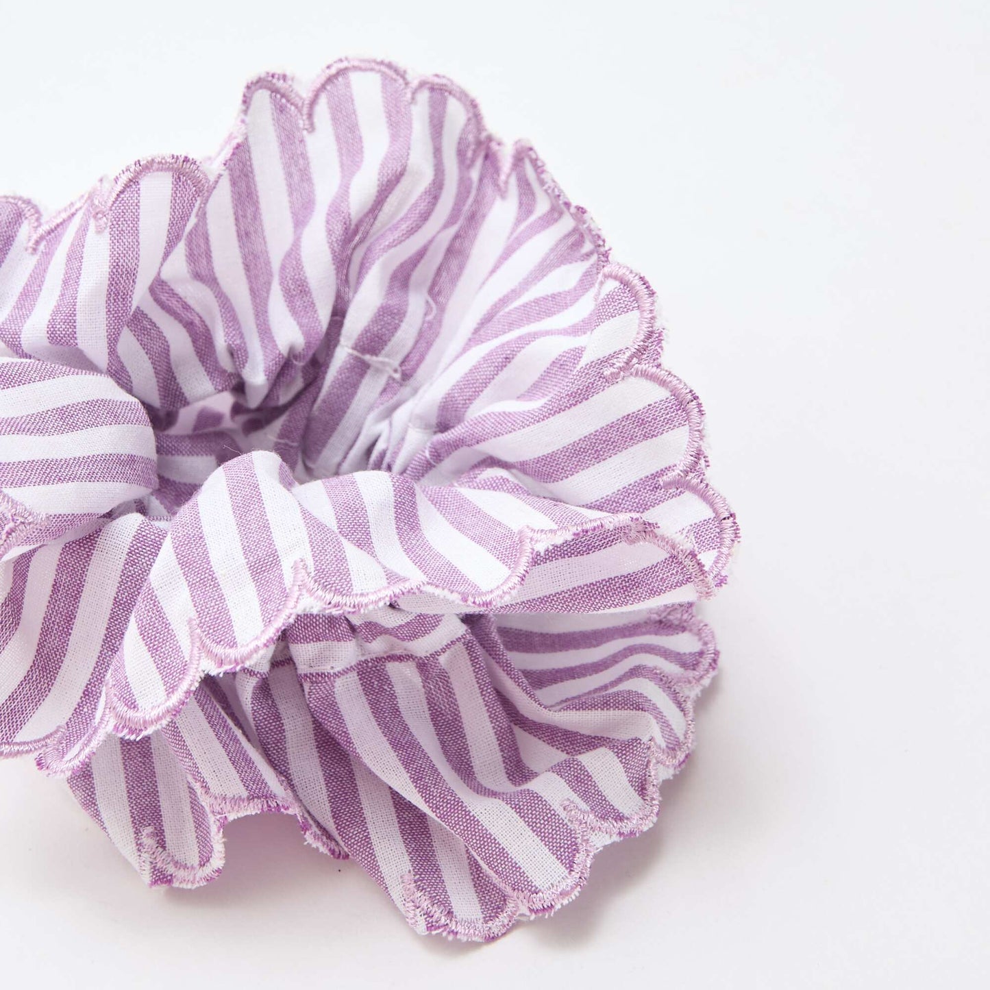 დიდი ზომის ბამბის ჩეკის საწმენდი იასამნისფერი