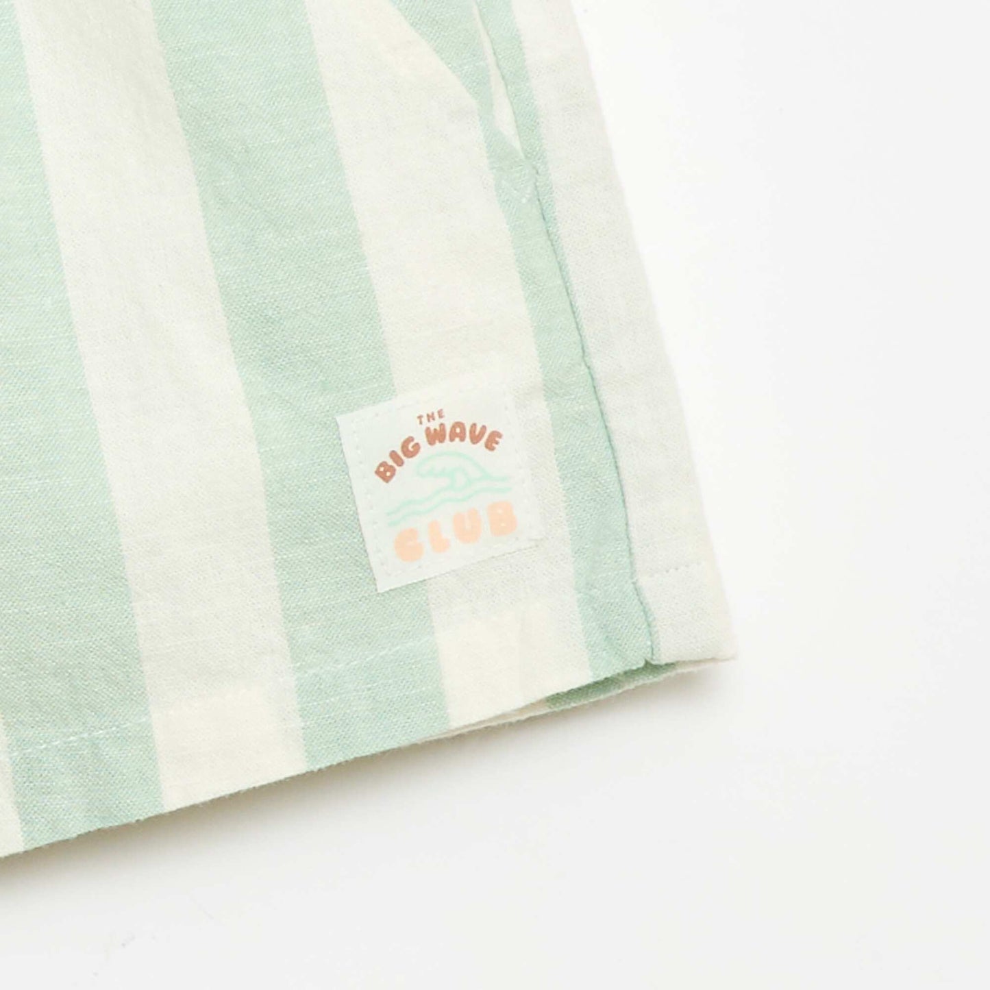 ბამბის და ტილო შორტი მწვანე