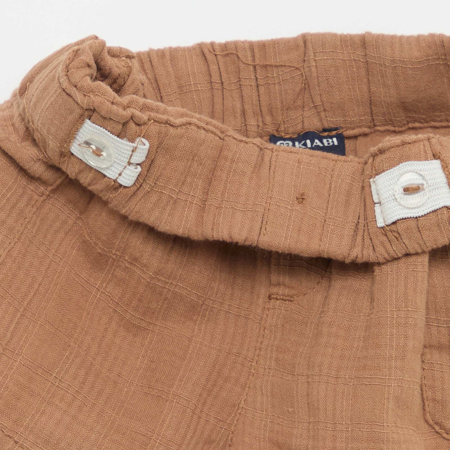 Cotton Shorts with 2 Patch Pockets BROWN