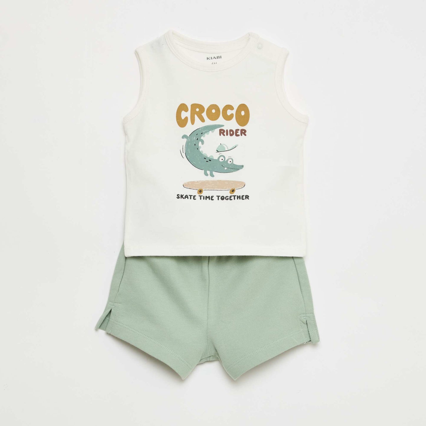 2-ნაწილიანი ზედა და შორტი კომპლექტი თეთრი