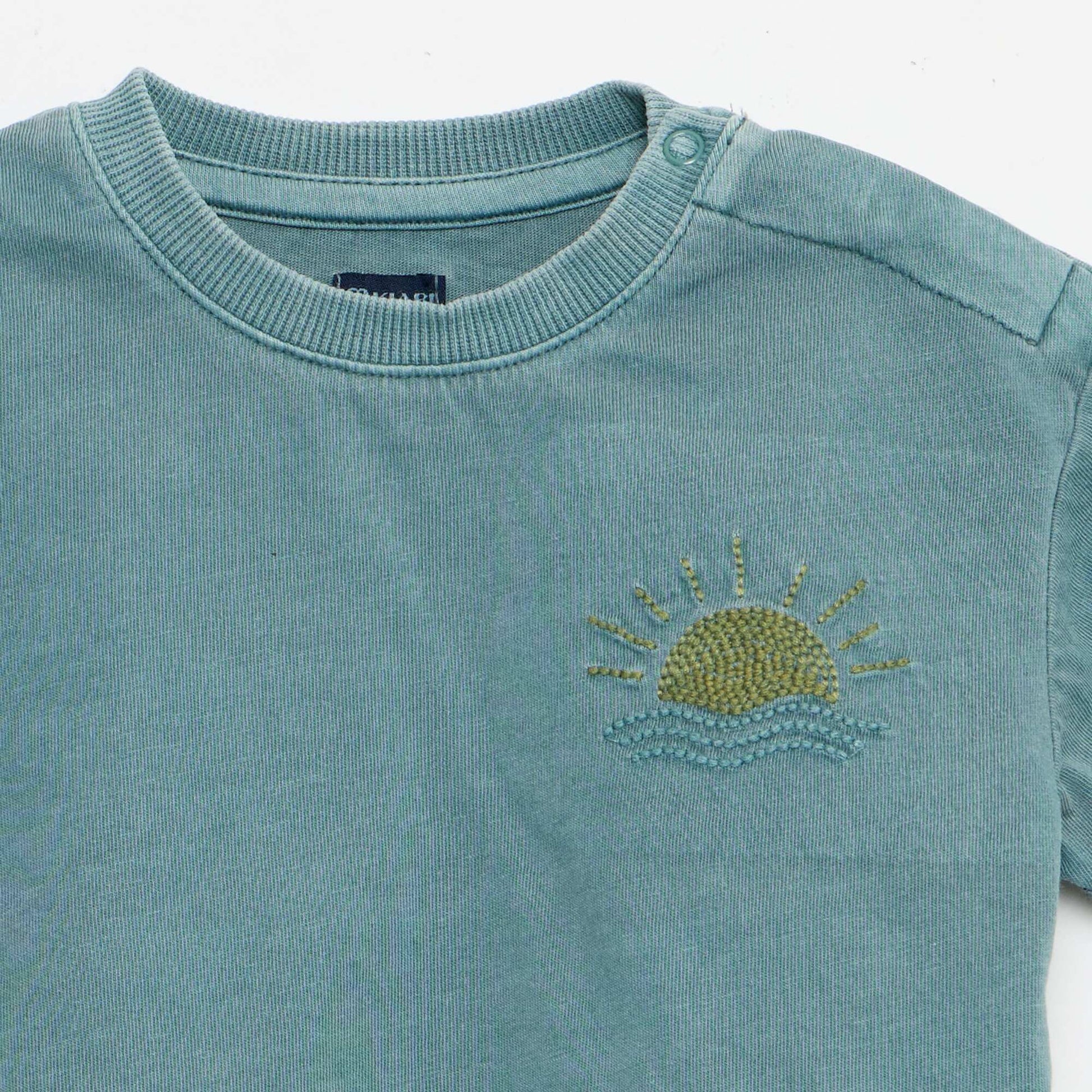 2-ნაწილიანი ნაქარგი მაისური და შორტი კომპლექტი ლურჯი