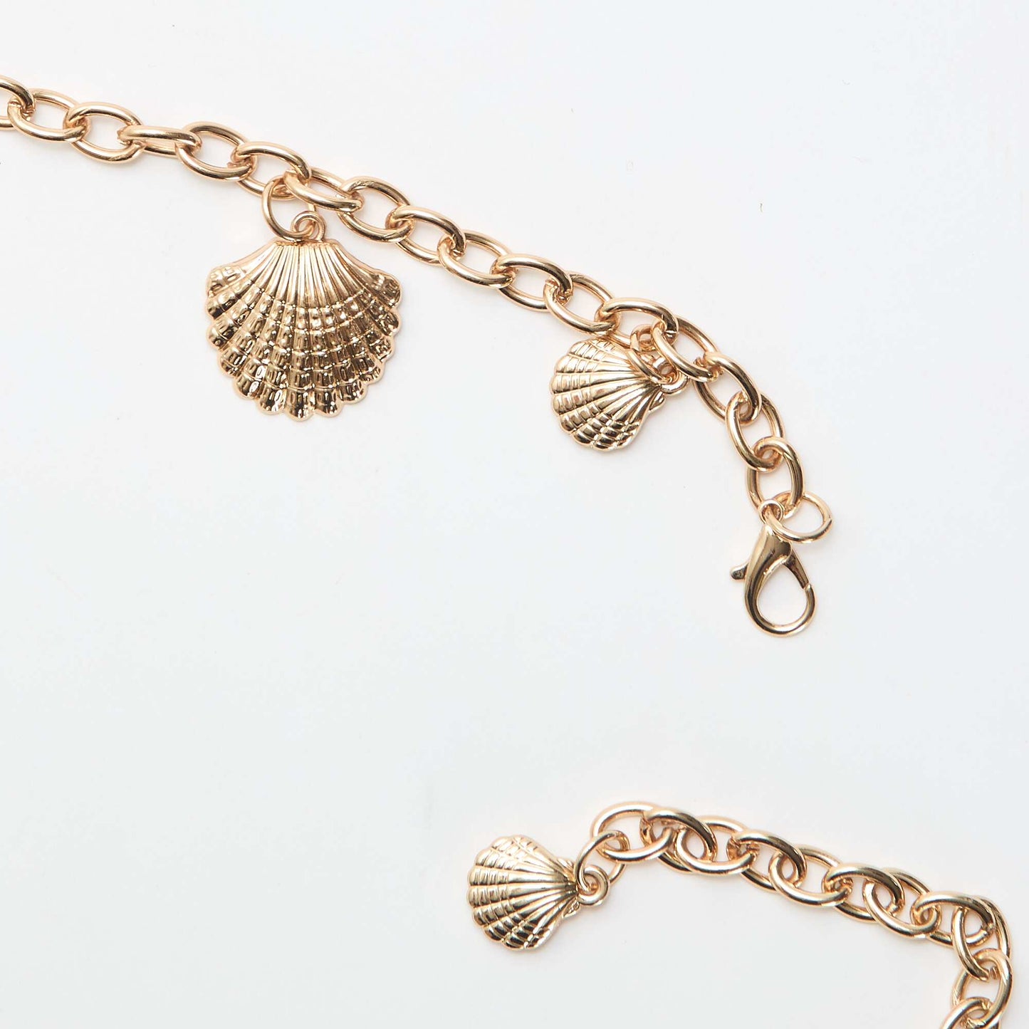 Metal belt with shell-shaped medallions YELLOW