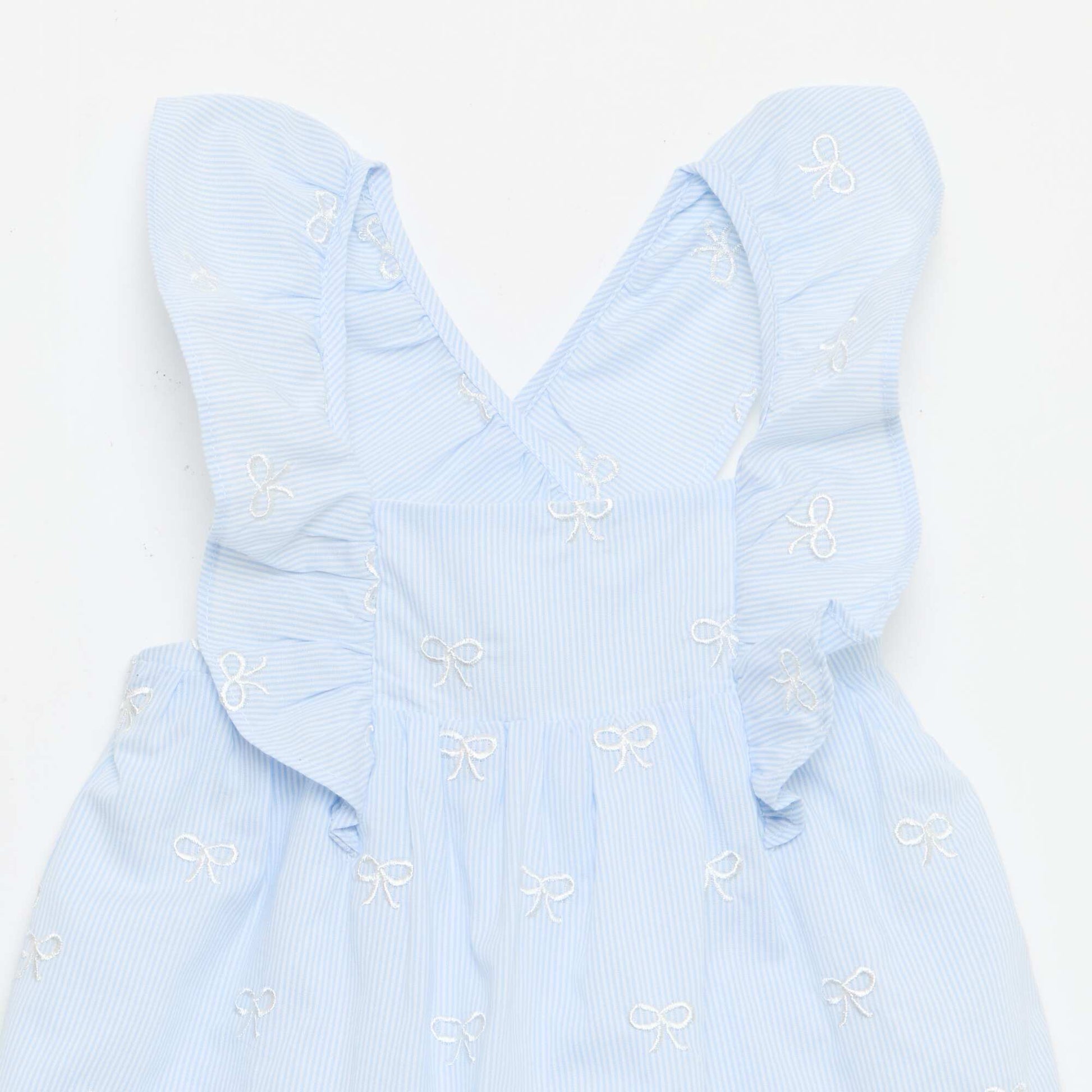 კაბა ფრიალა თასმებით და ნაქარგებით ლურჯი