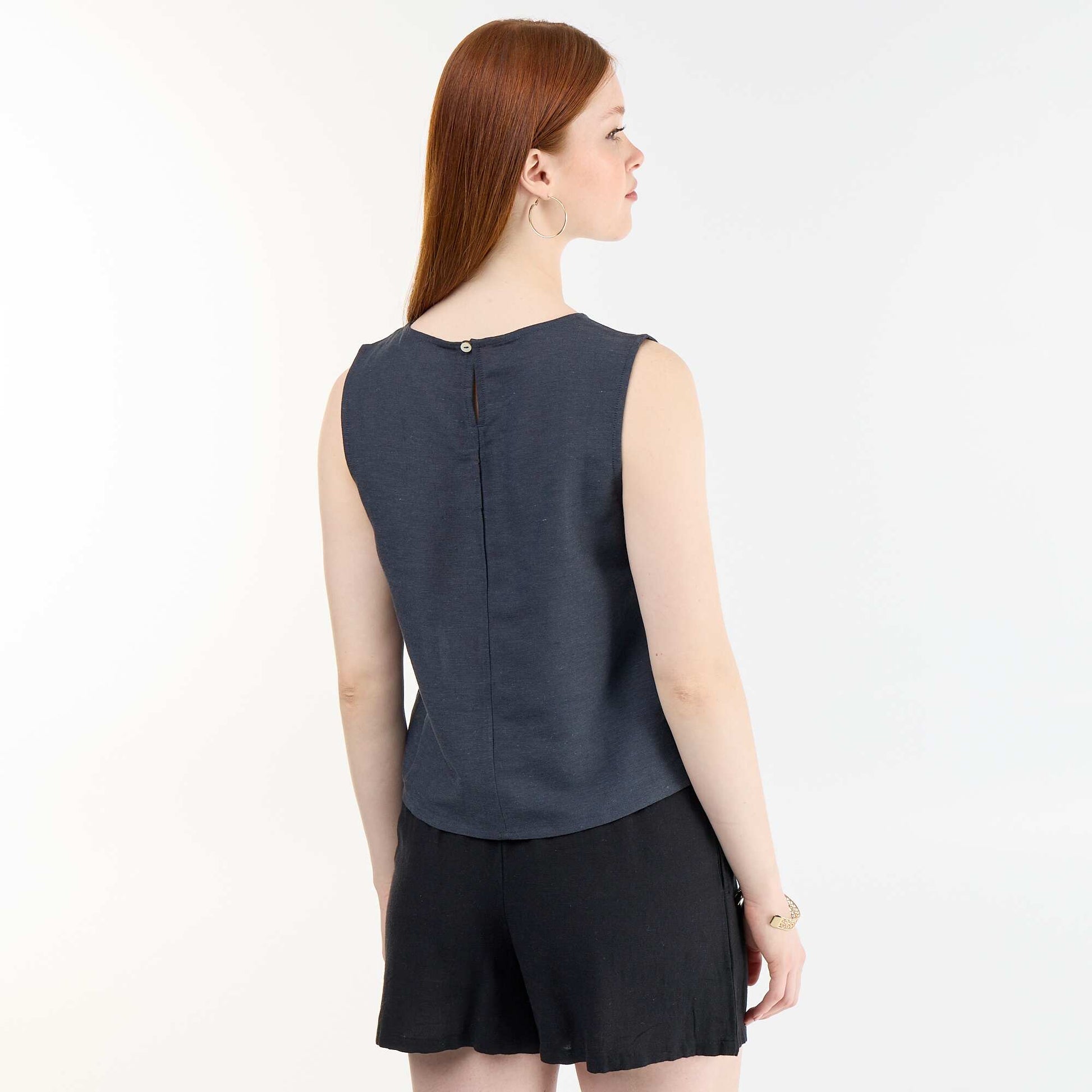 Sleeveless Round-Neck Top BLUE