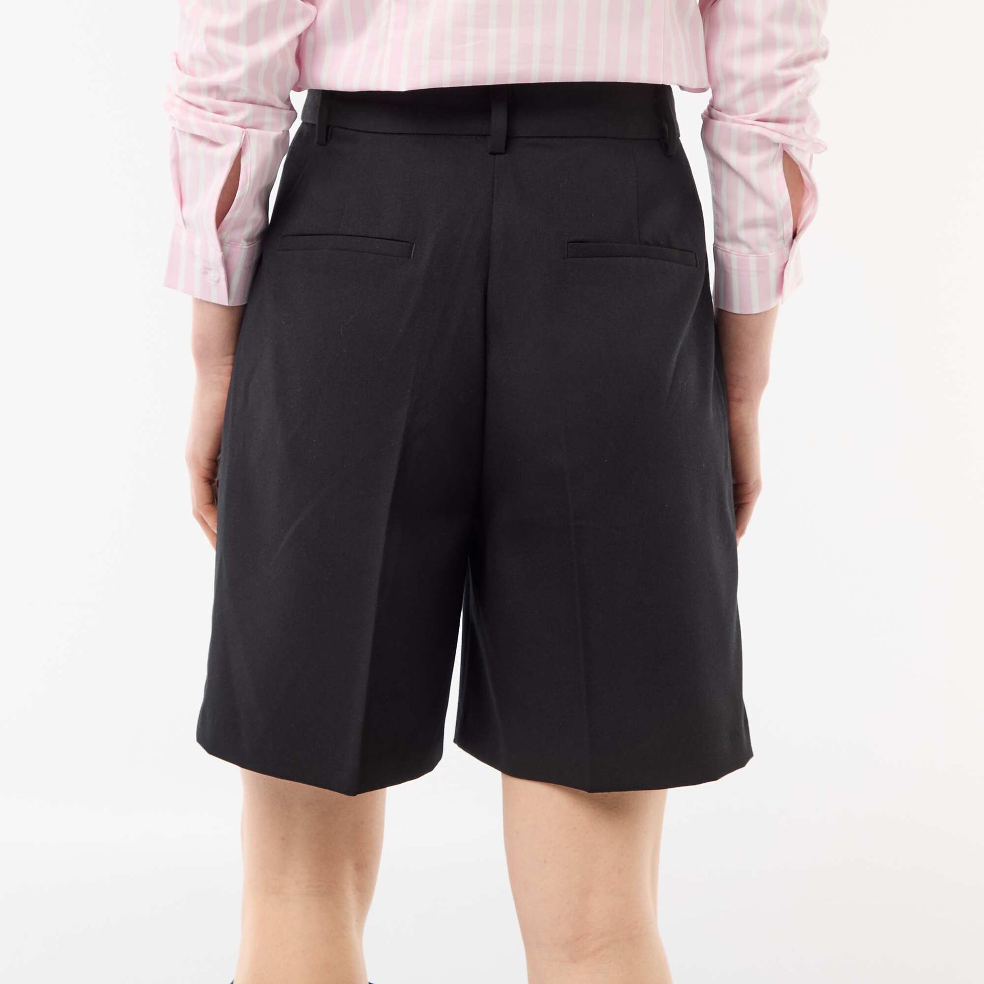 High-Waisted Pleated Bermuda Shorts BLACK