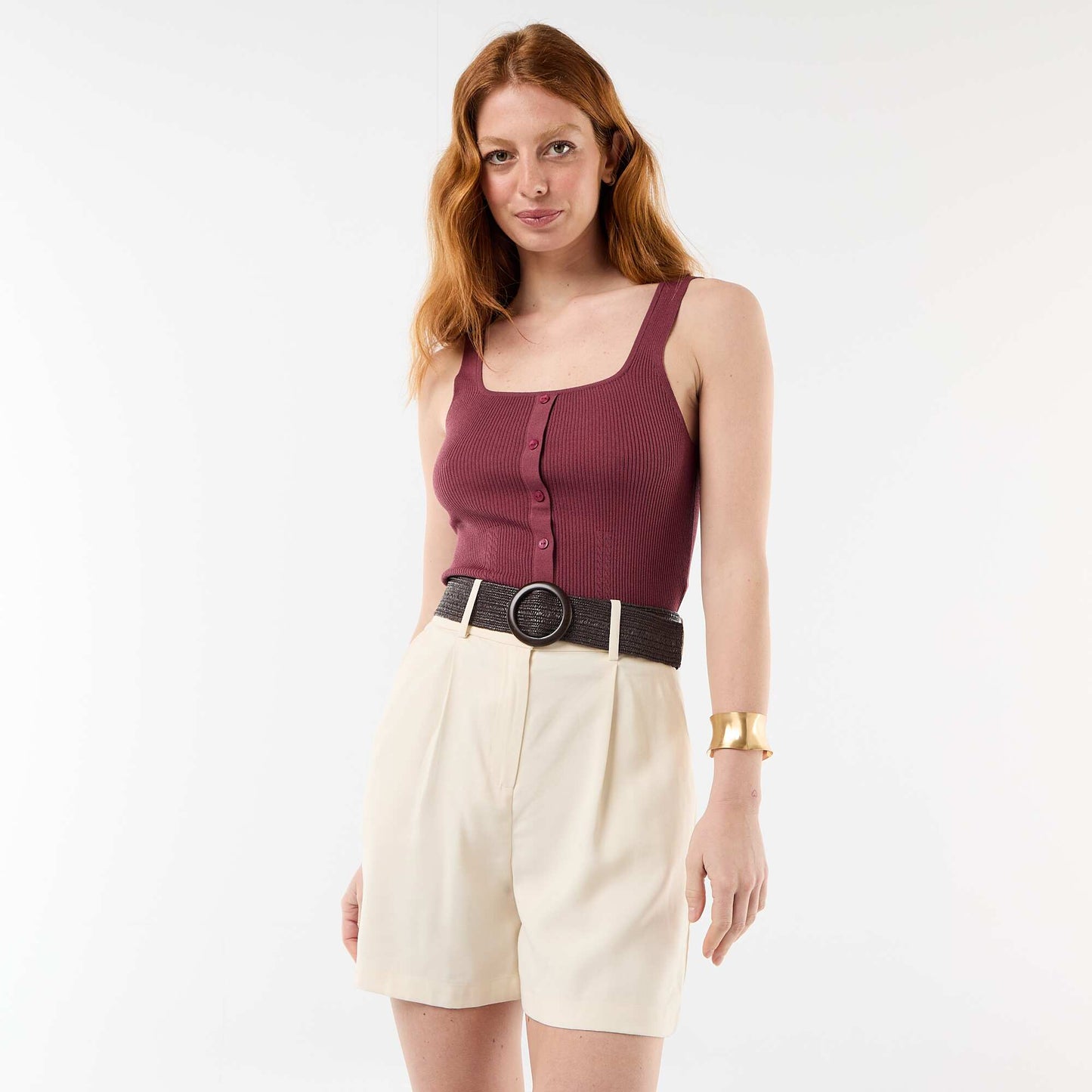 Lightweight shorts with buckle belt WHITE