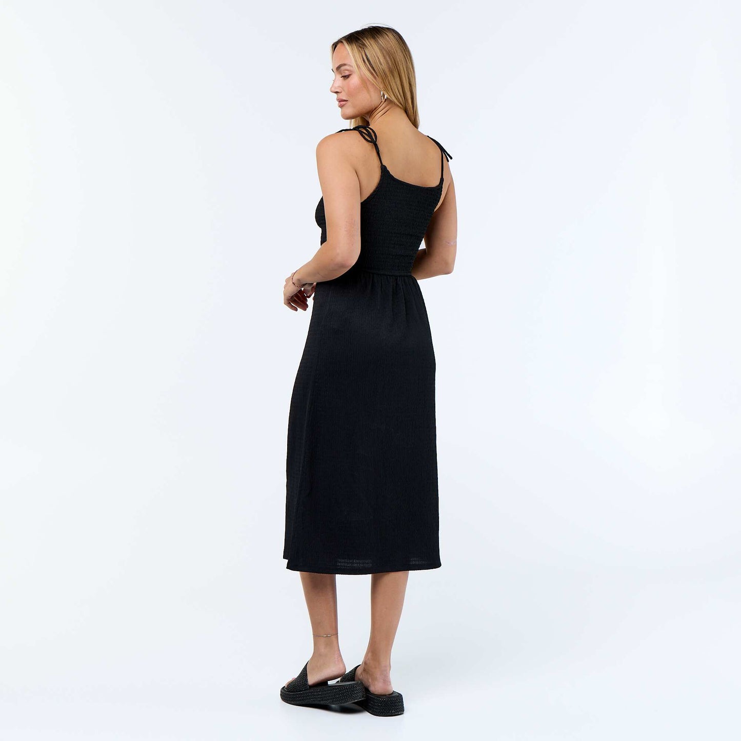 Smocked solid short dress BLACK