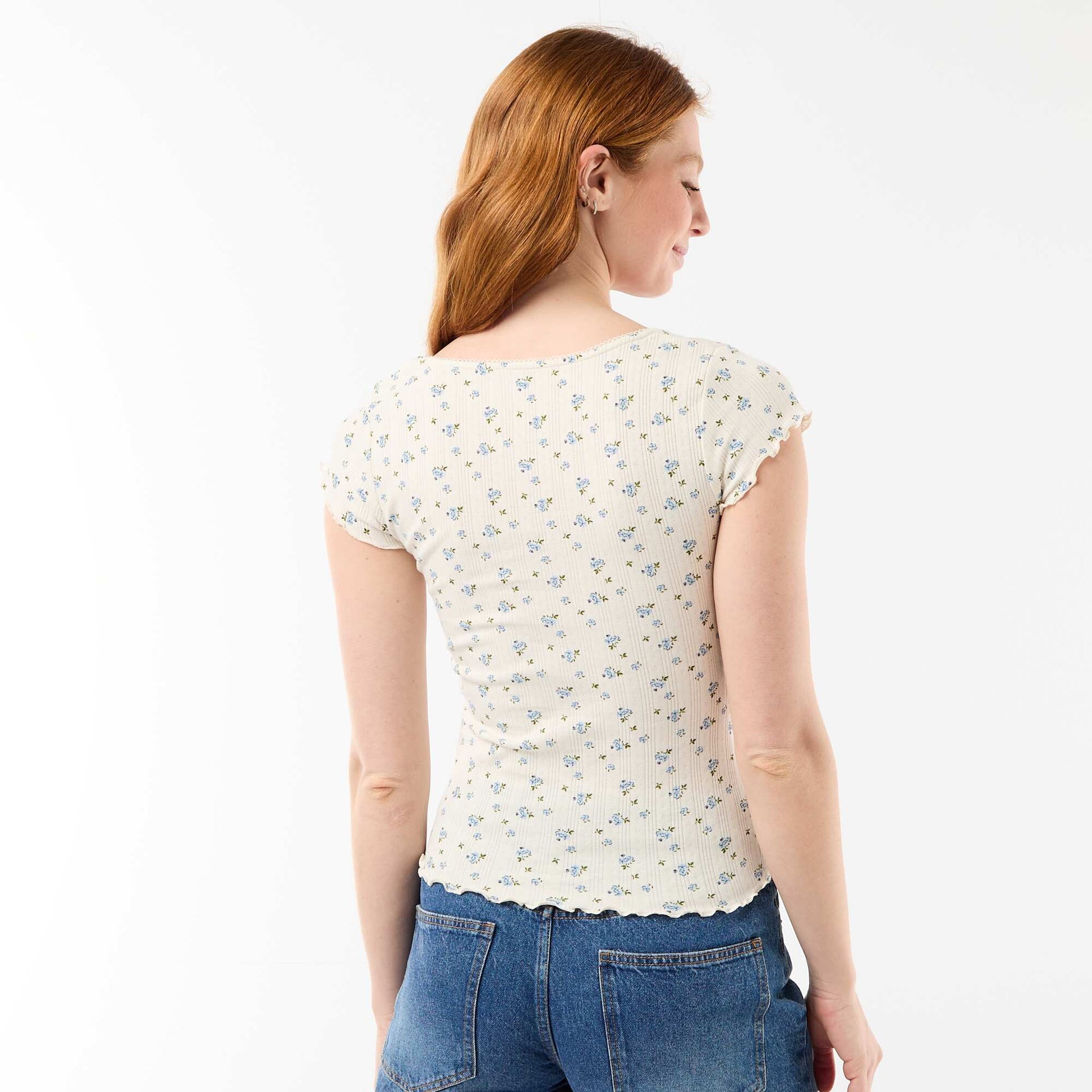 Ribbed short-sleeved T-shirt with ruffled sleeves WHITE
