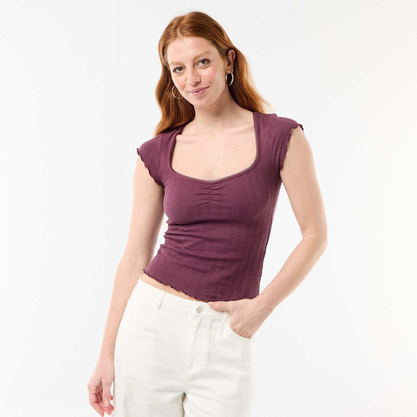 Ribbed short-sleeved T-shirt with ruffled sleeves PURPLE