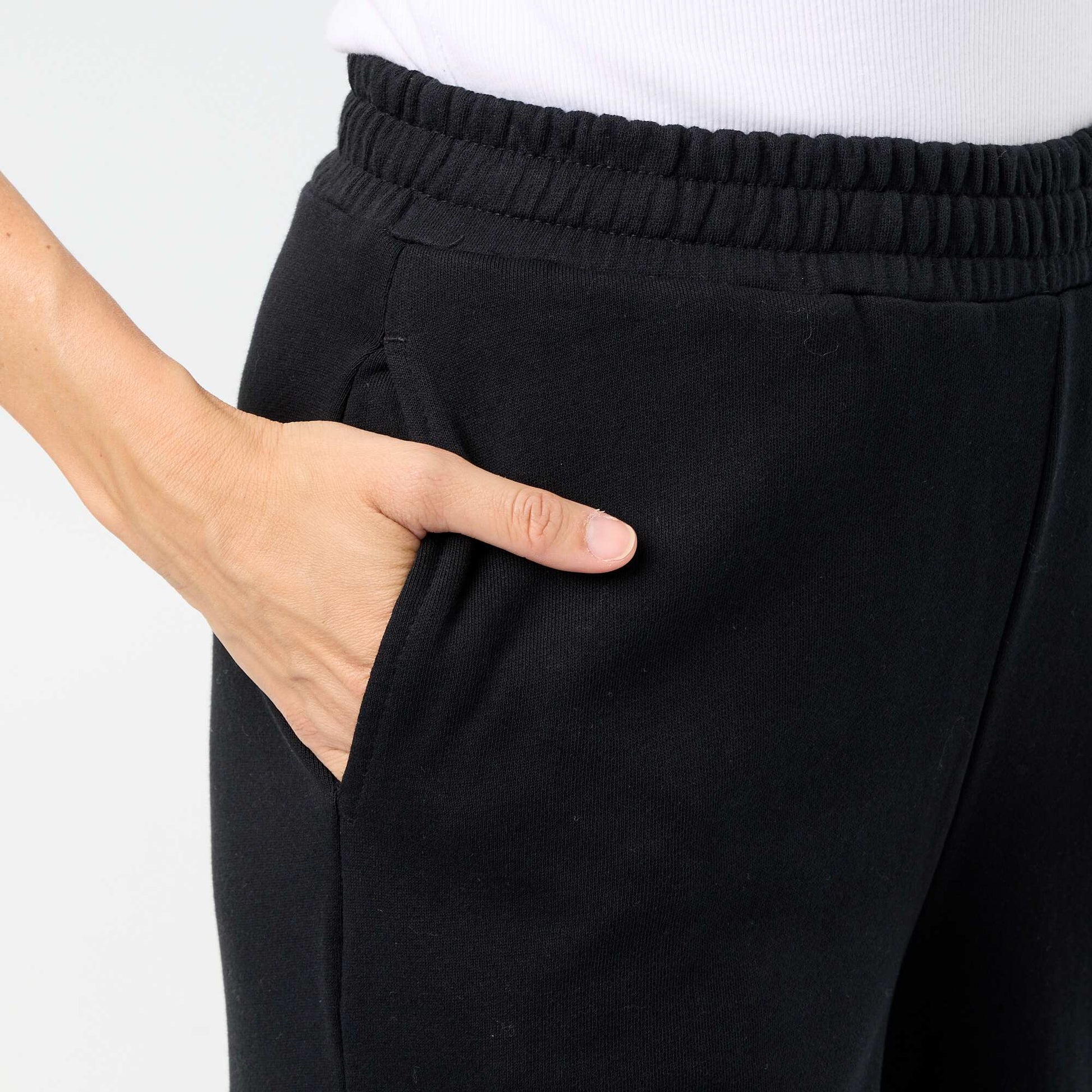 Wide Heavy Knit Jogging Trousers BLACK