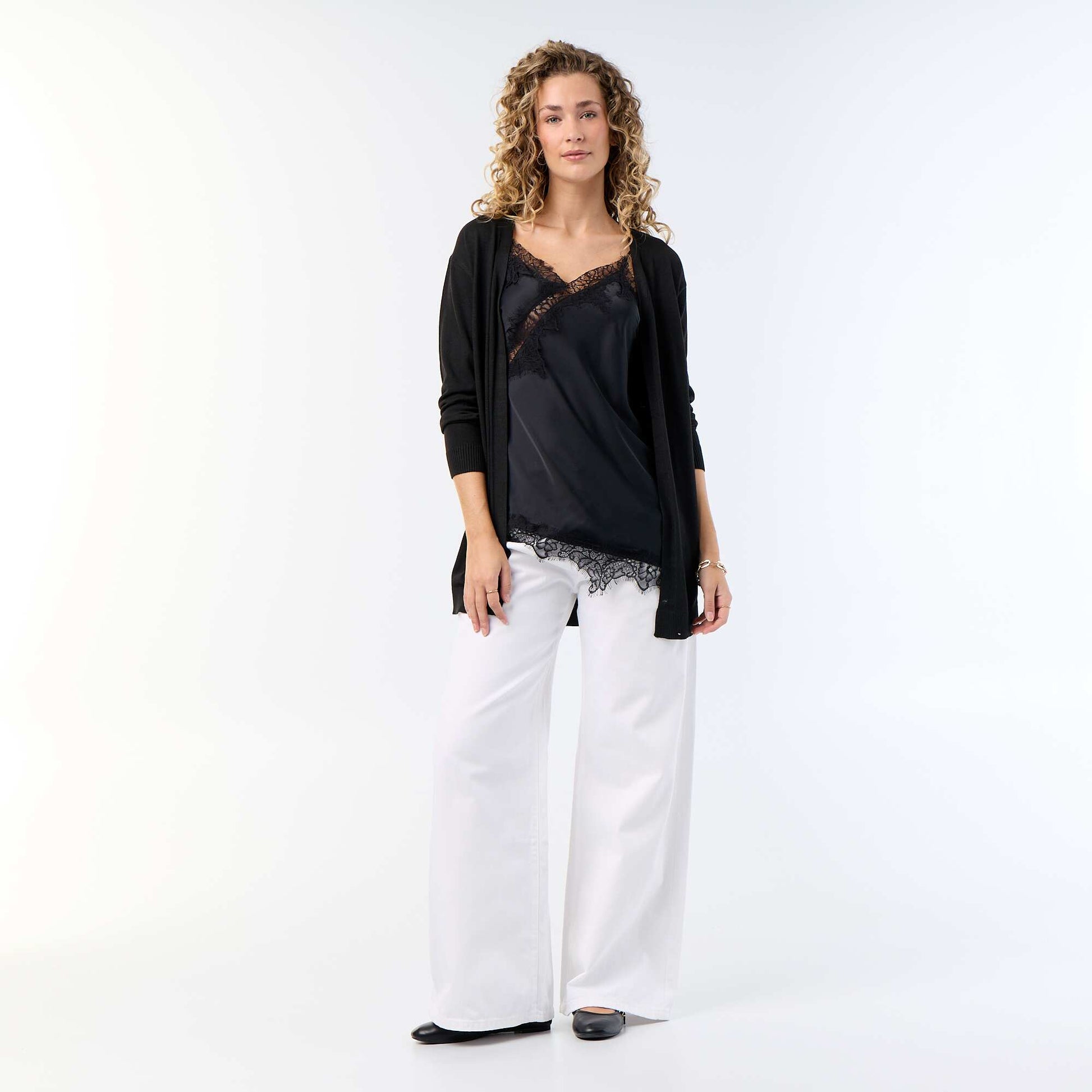 Fine-gauge open knit short cardigan BLACK