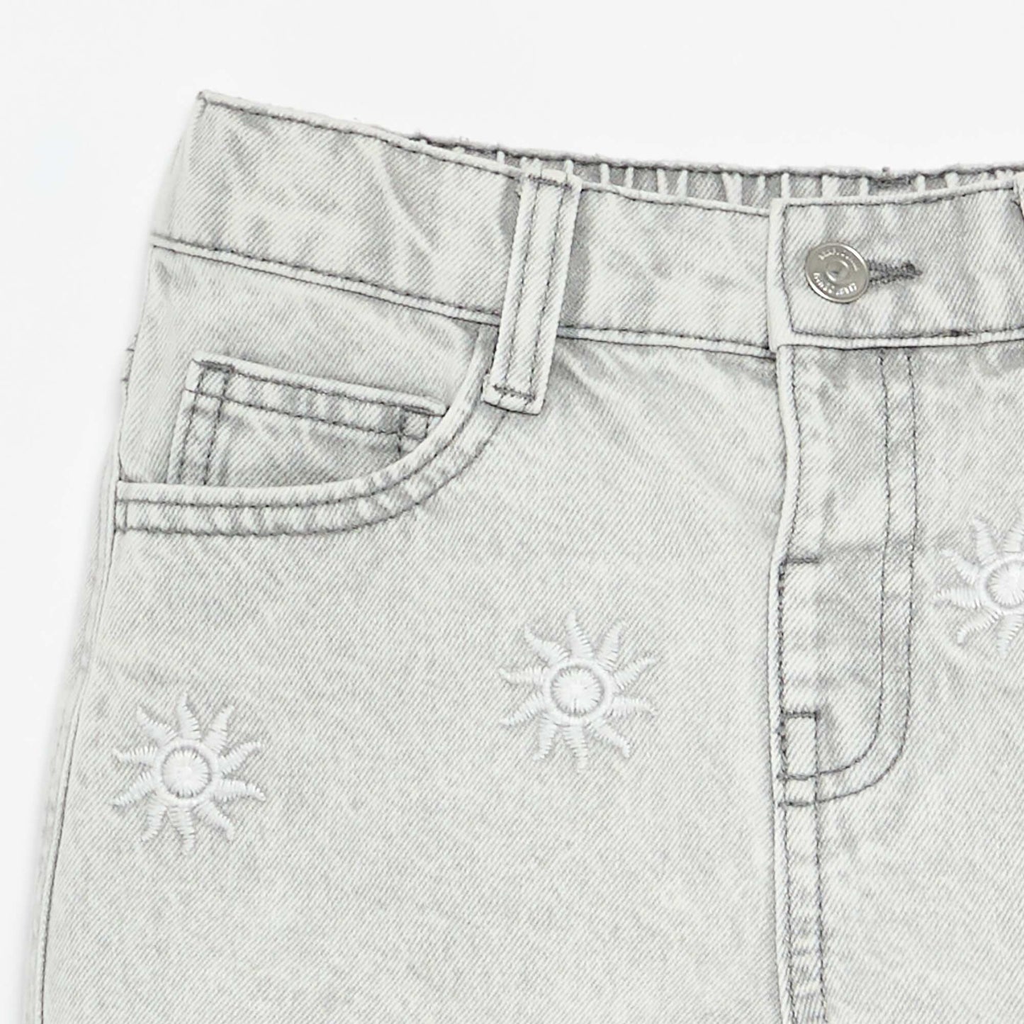 Embroidered denim shorts GREY