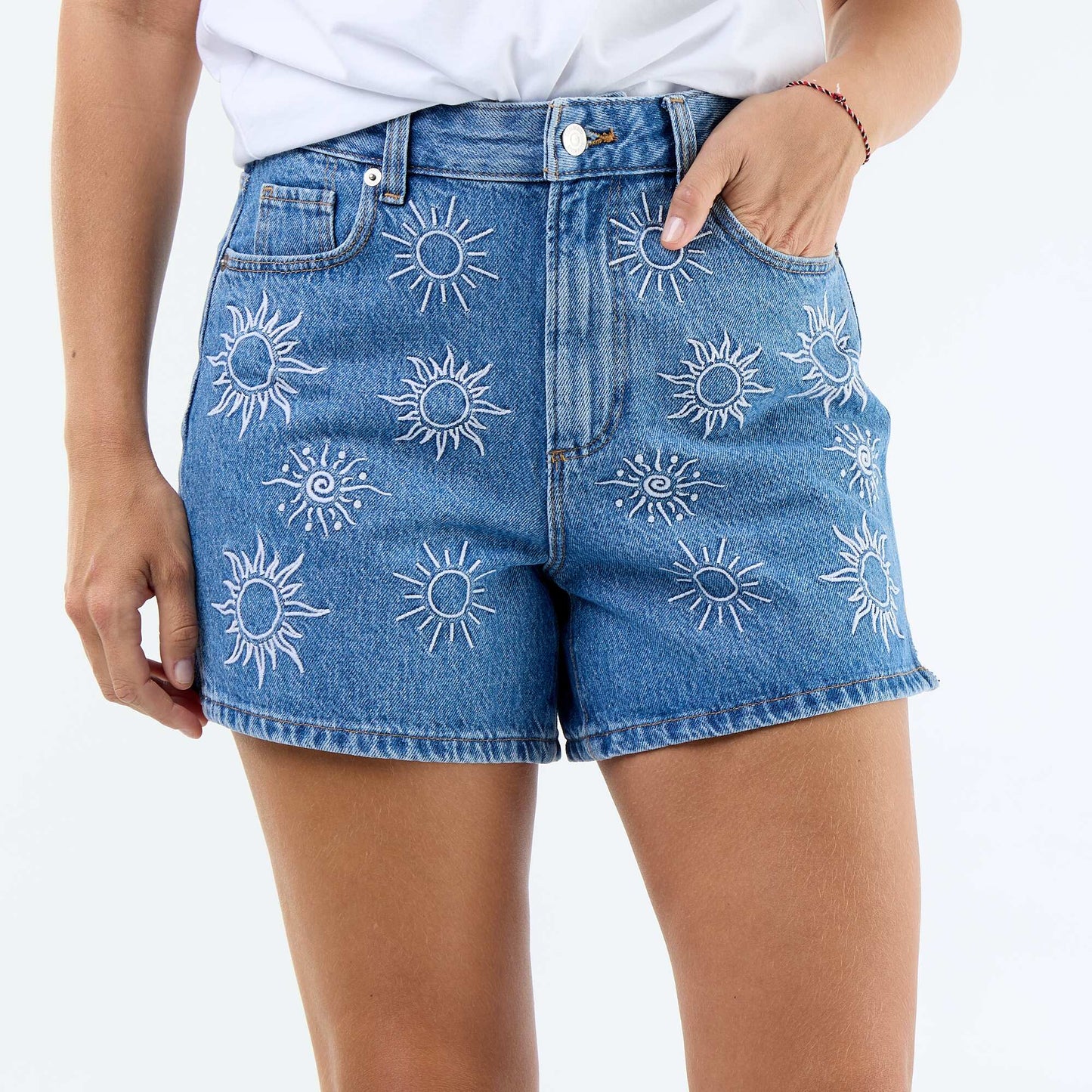 Embroidered Denim Shorts BLUE