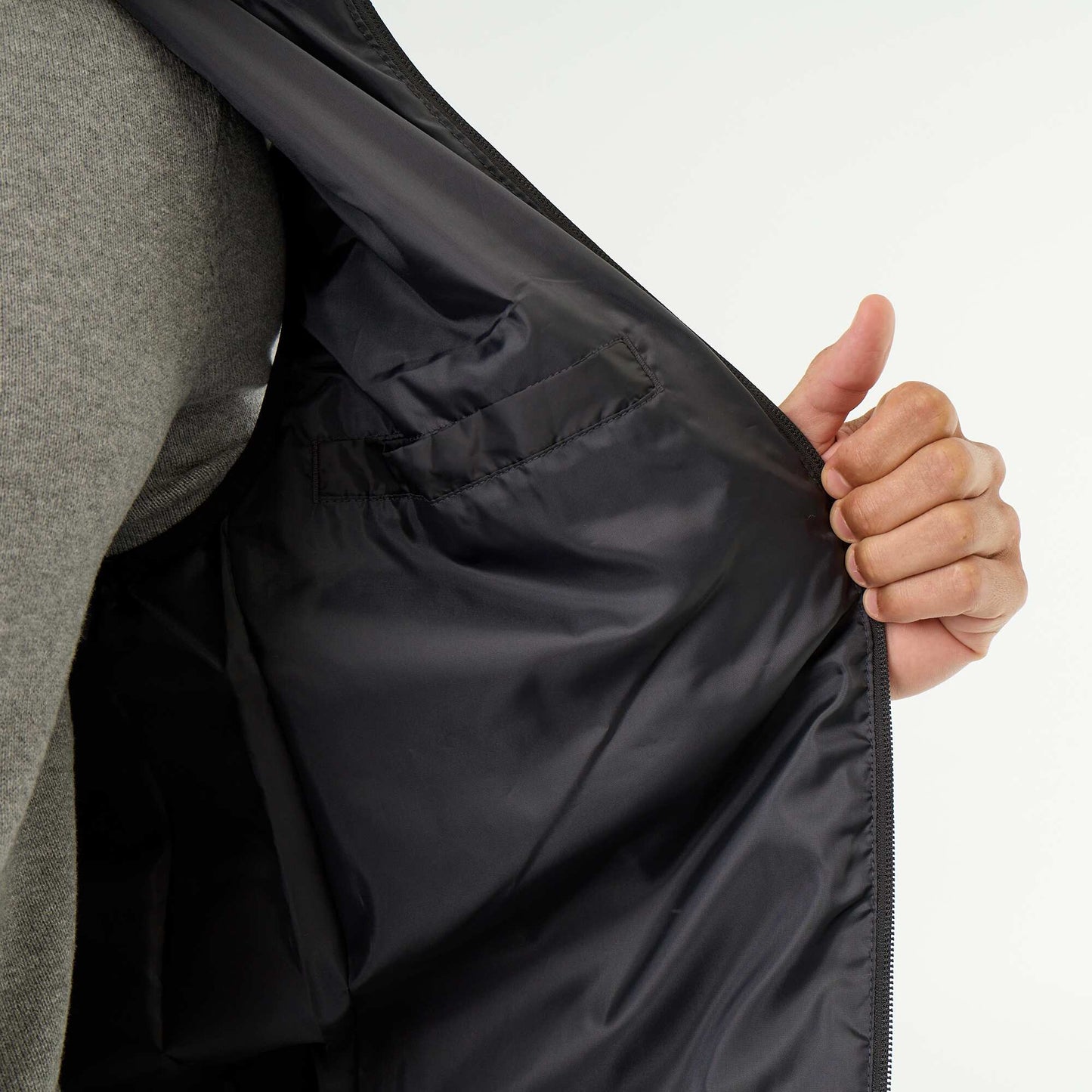 Sleeveless Water-Repellent Puffer Jacket BLACK