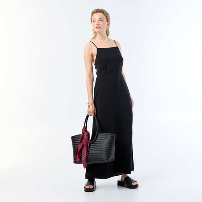 Long satin-effect dress with thin straps BLACK