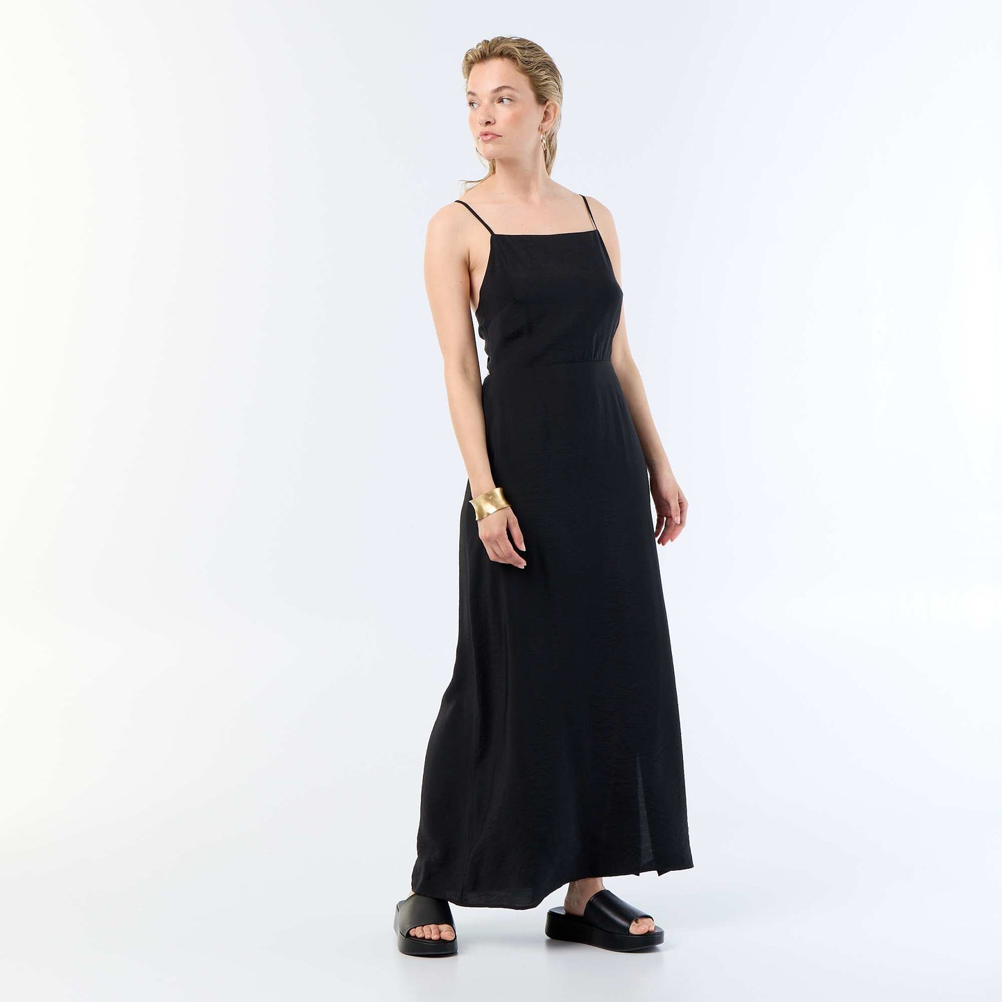 Long satin-effect dress with thin straps BLACK