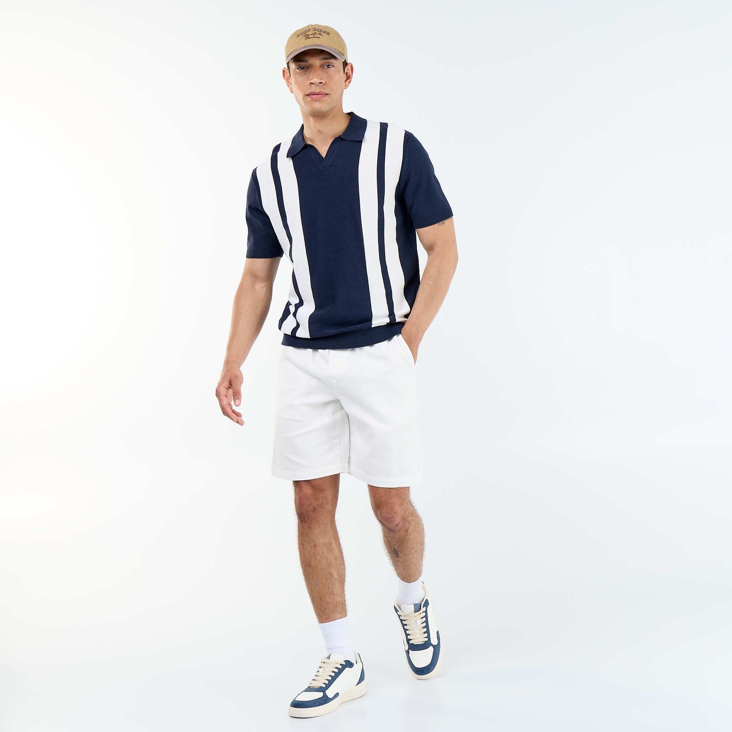 Short-Sleeved Buttonless Collar Polo Shirt BLUE