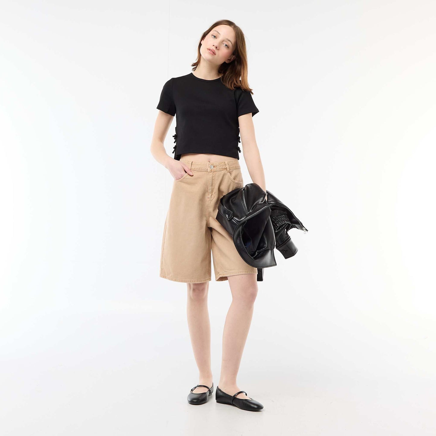 Wide-Leg Twill Bermuda Shorts BEIGE