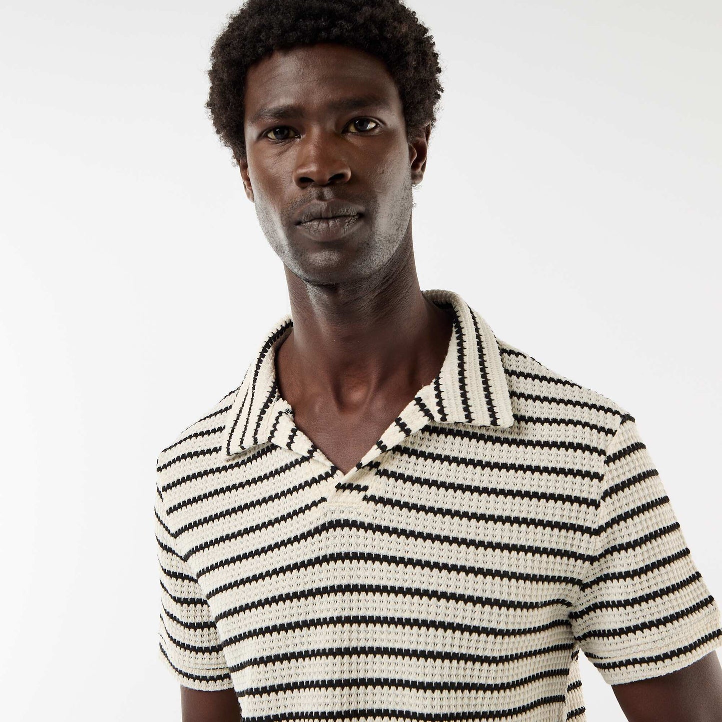 Short-Sleeved Polo Shirt in Textured Fabric BLACK
