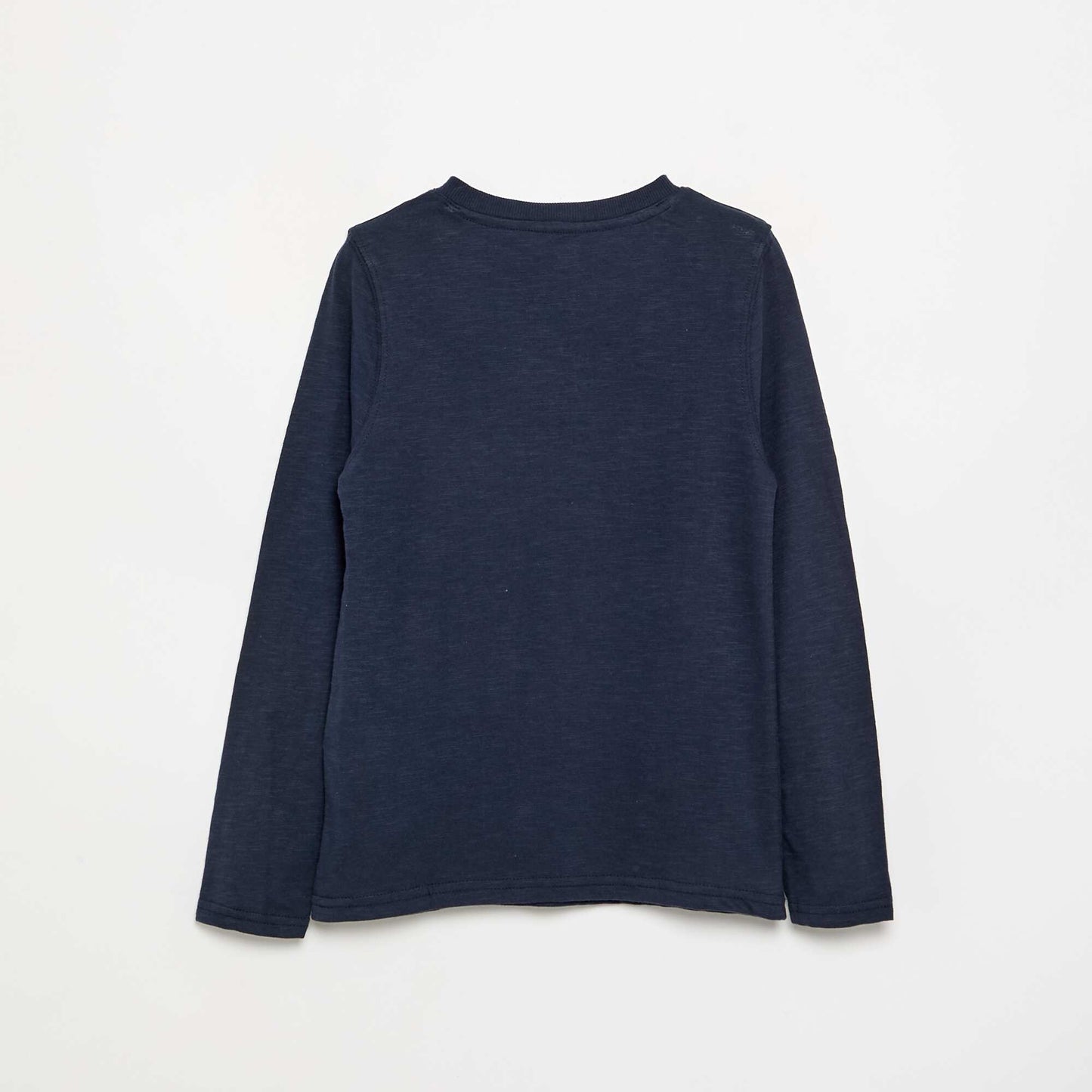 ყოველდღიური Henley-ის მაისური ლურჯი
