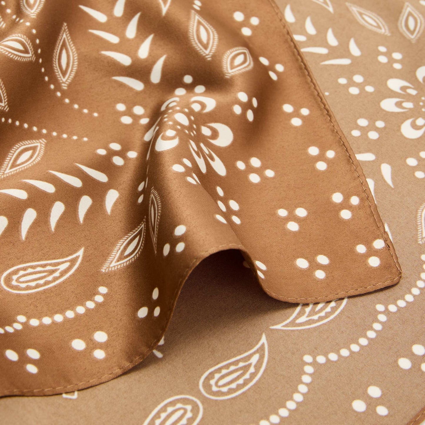 Patterned Scarf BROWN