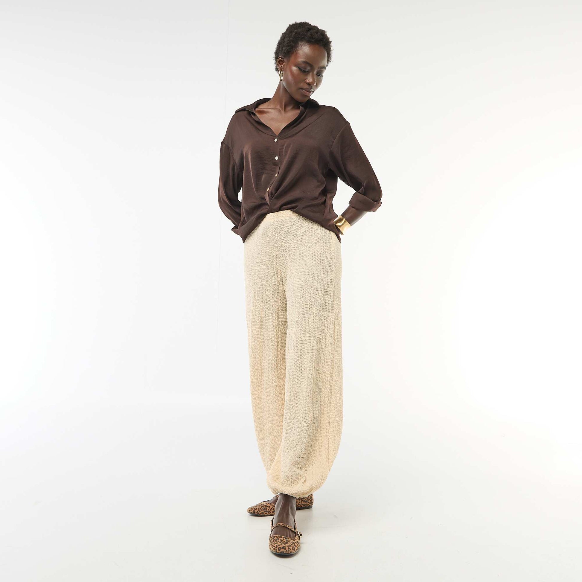 Crinkle Knit Pants BEIGE