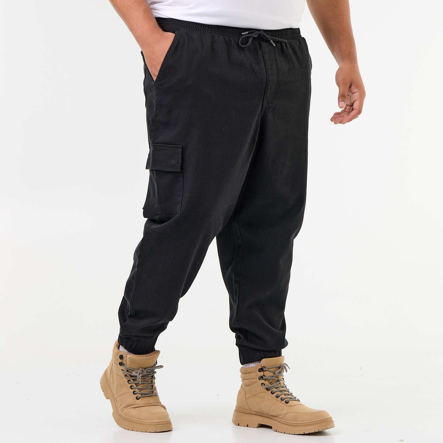Multi-pocket trousers with elasticated waist BLACK