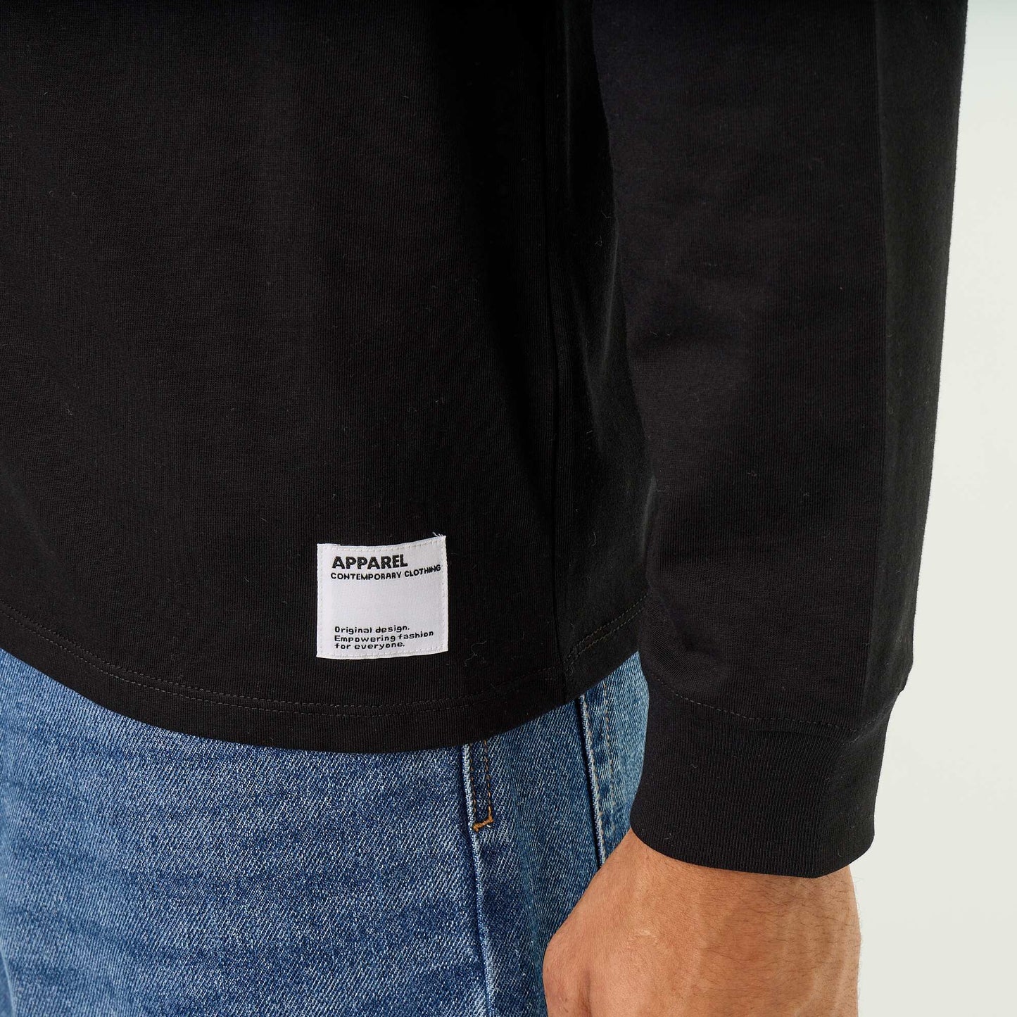 Long-sleeved round neck cotton t-shirt BLACK