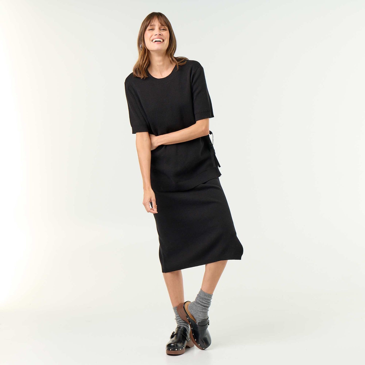 Maternity short-sleeved sweater with laced side slits BLACK