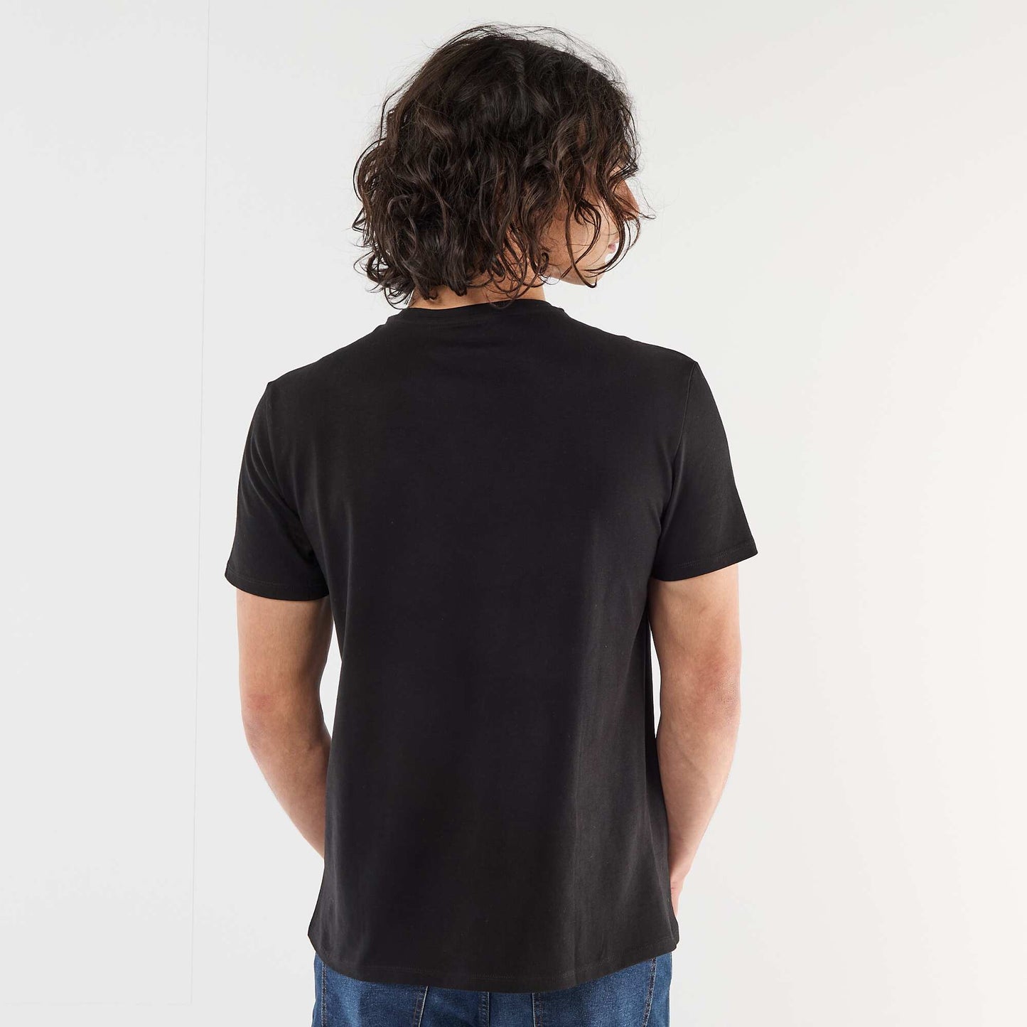 Plain short-sleeved T-shirt with embroidery BLACK