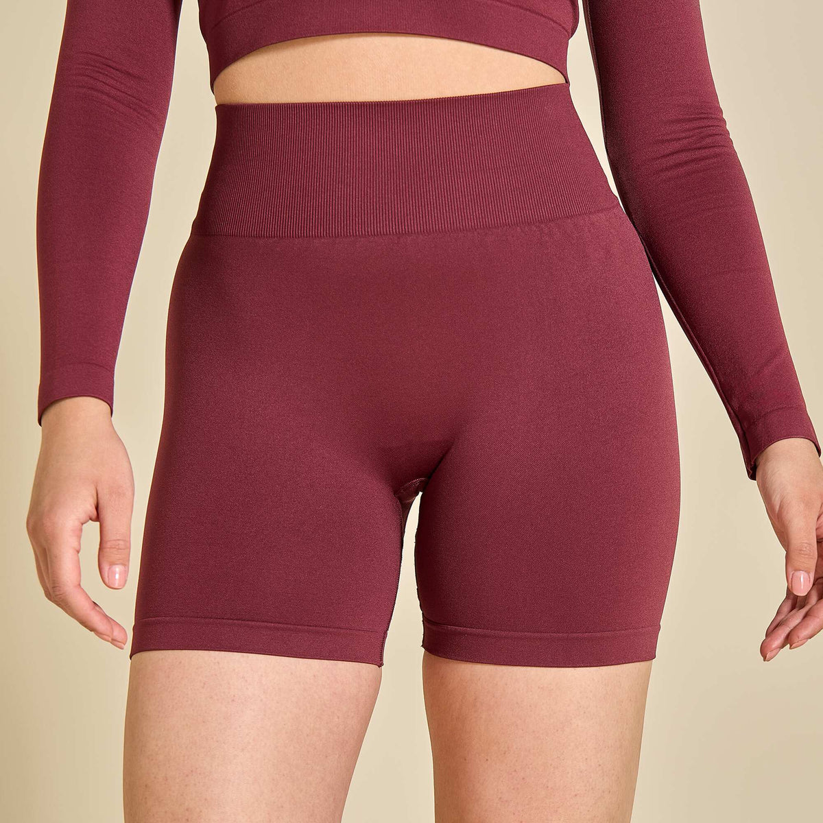Sculpting Sports Shorts RED