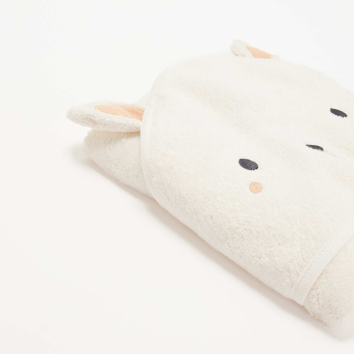 Hooded bath cape with animal ears WHITE