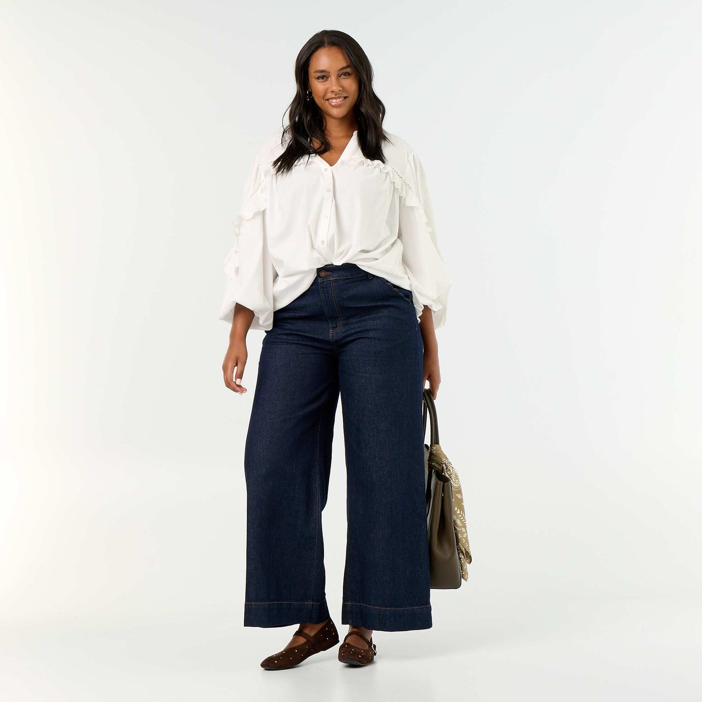 Solid blouse with ruffles WHITE