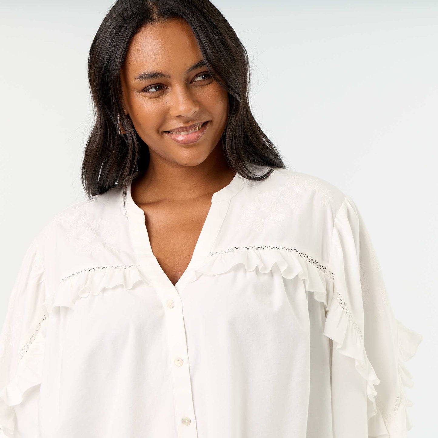 Solid blouse with ruffles WHITE