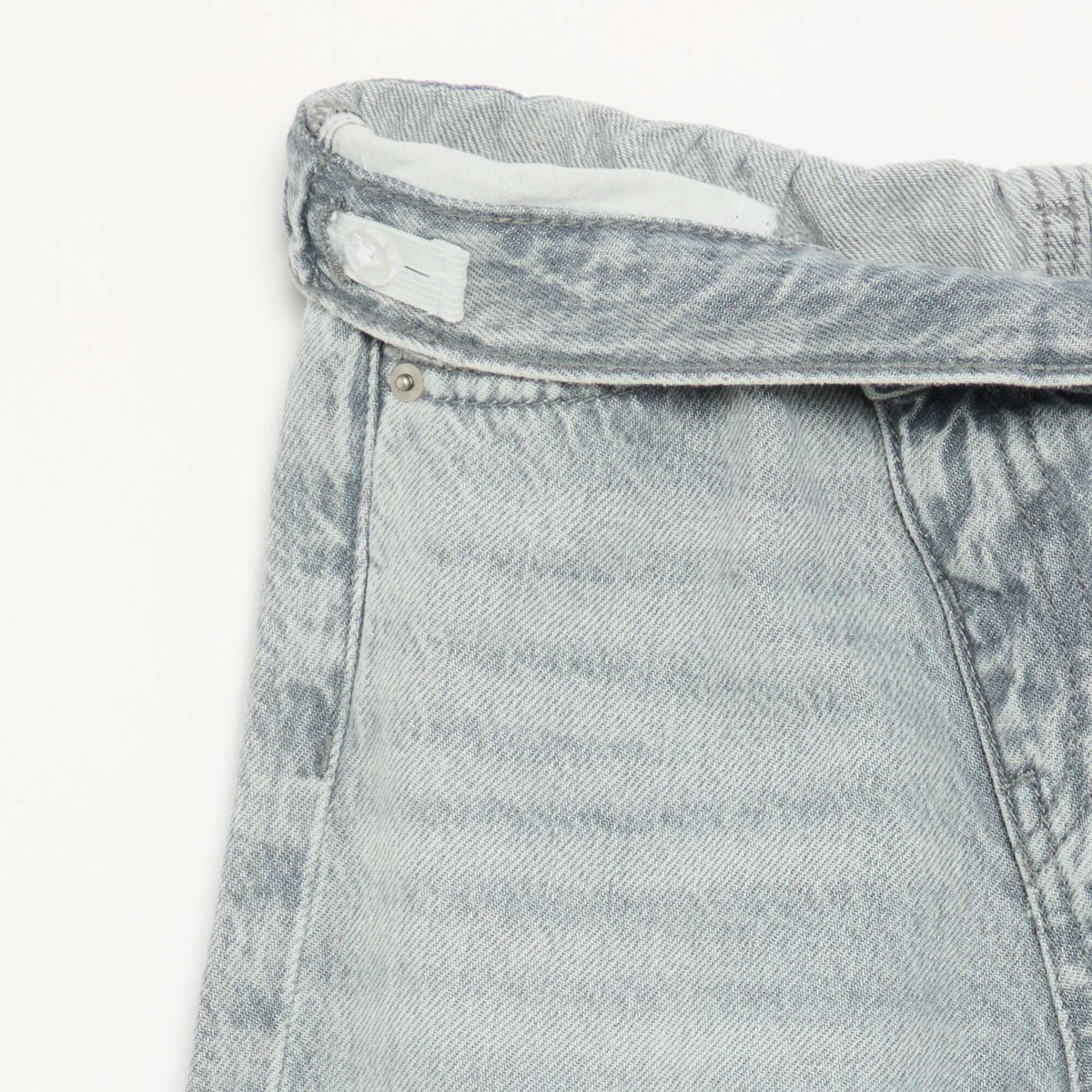 Denim pants with offset button placket GREY