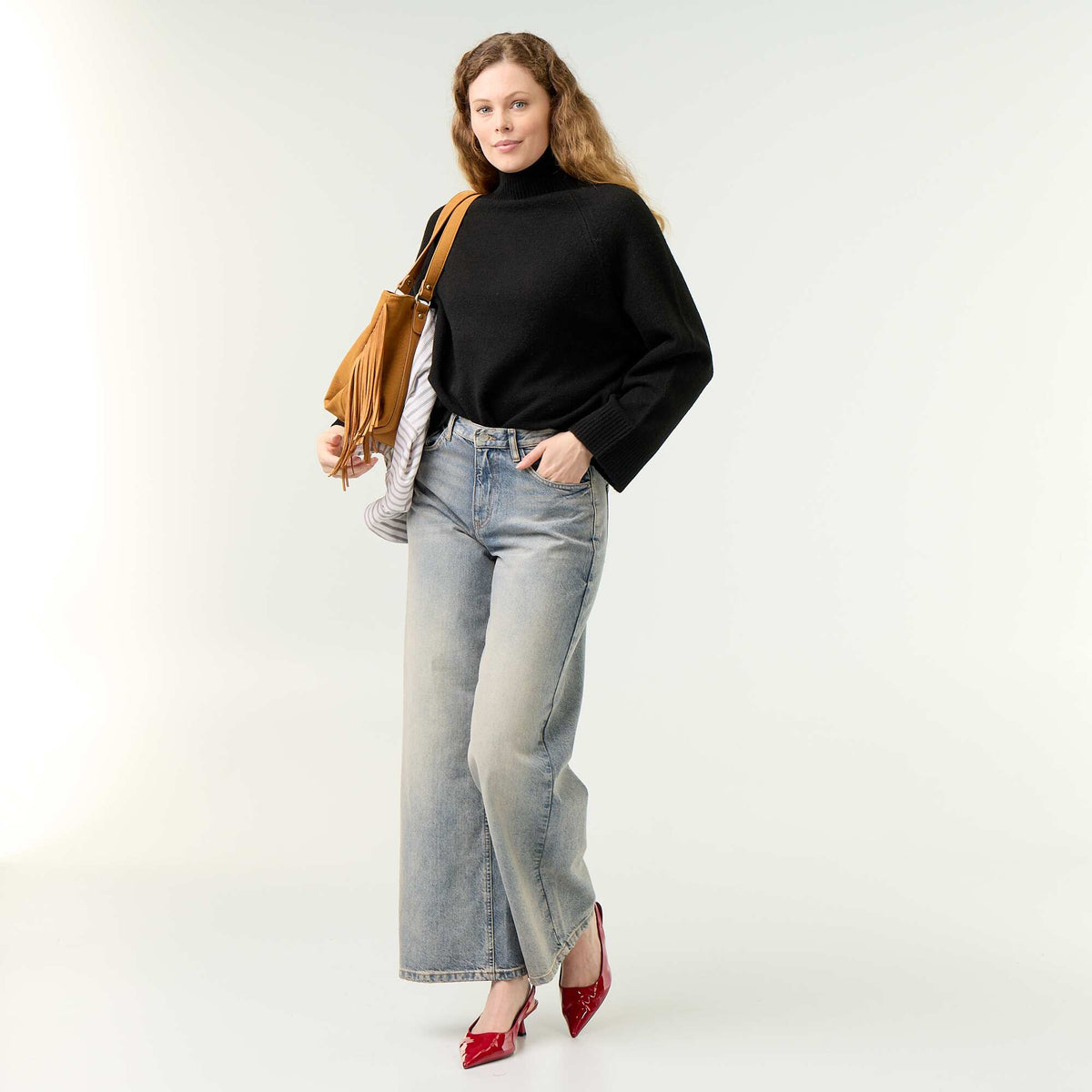 Warm high-neck sweater BLACK