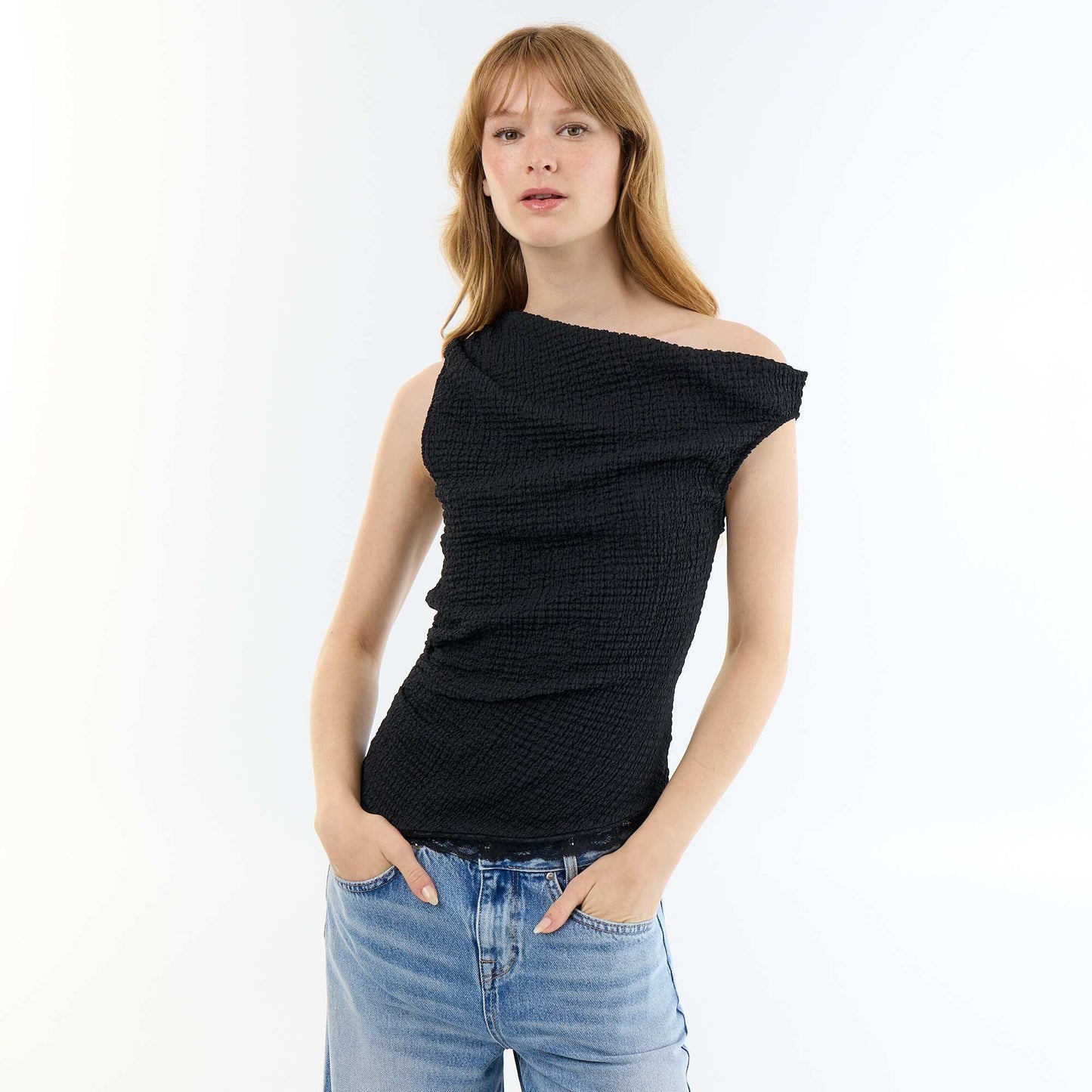 Racerback ზედა შავი