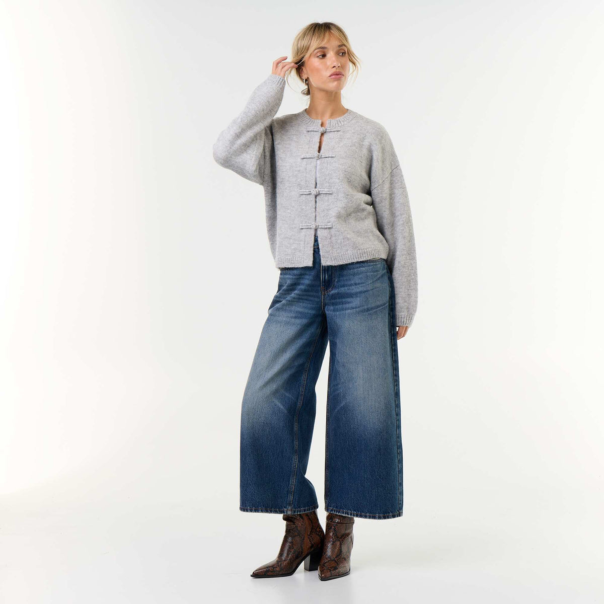 Mandarin Button-Front Long-Sleeved Cardigan GREY
