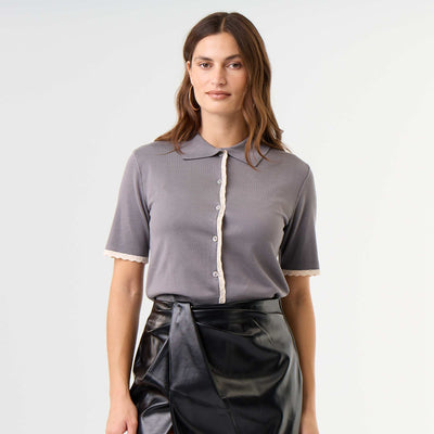 Short-Sleeved Knit Cardigan with Lace GREY