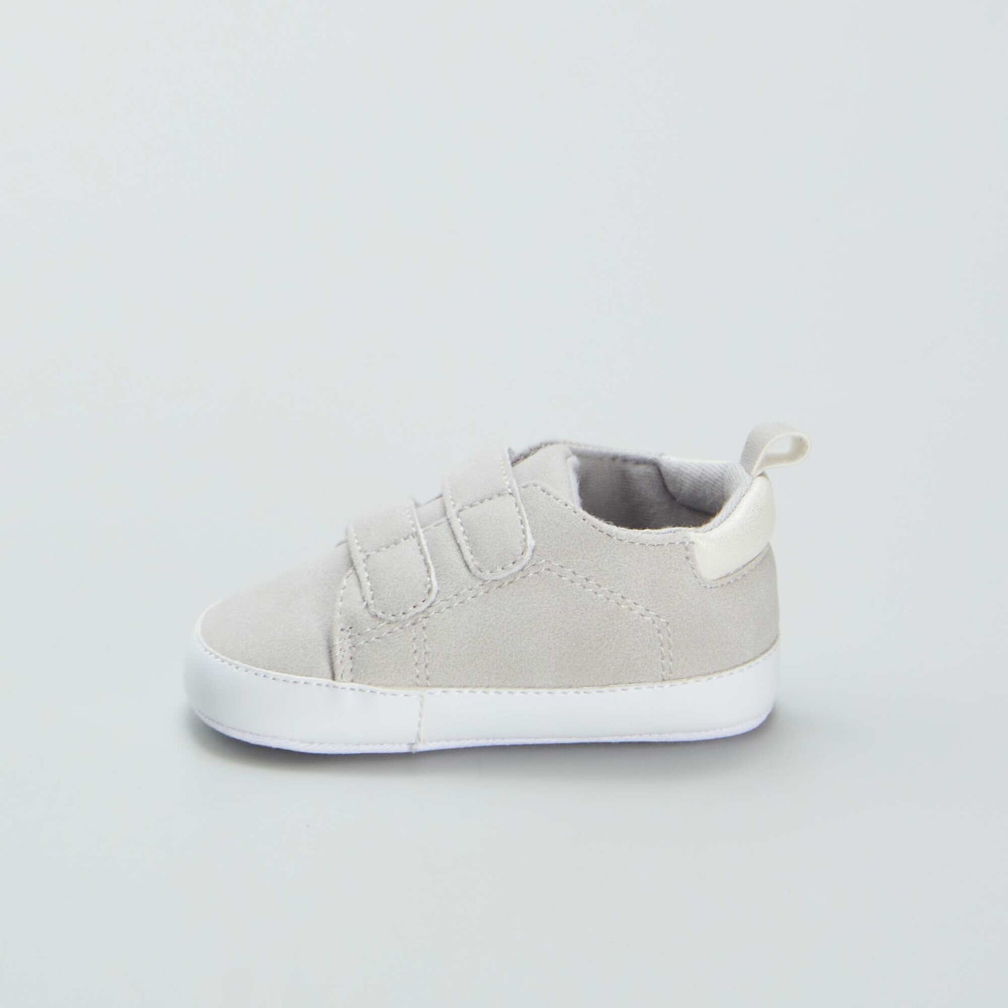 Two-tone trainers with hook and loop fastening GREY